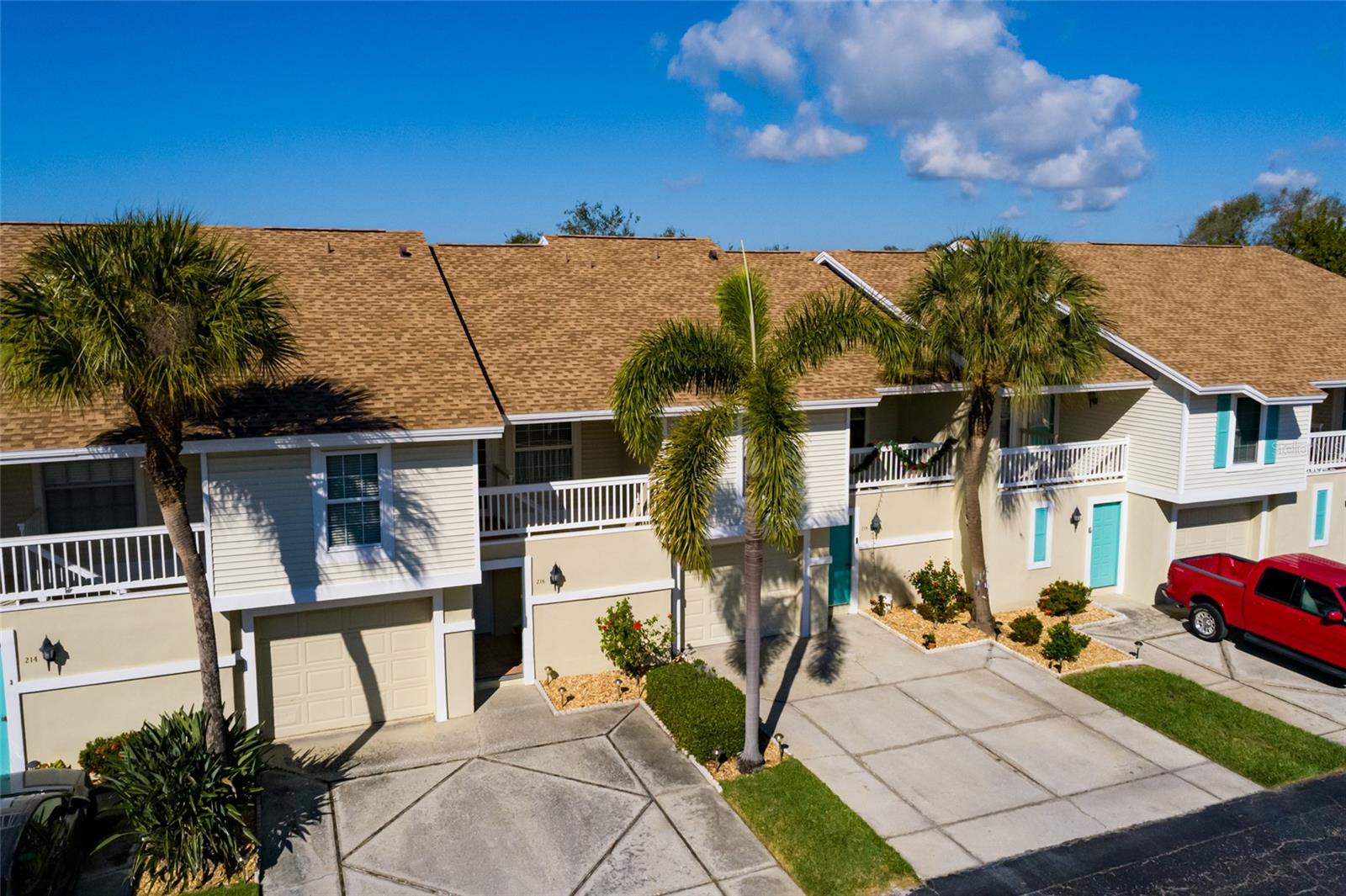 Image 43 of 64 For 216 Sun Vista Ct S