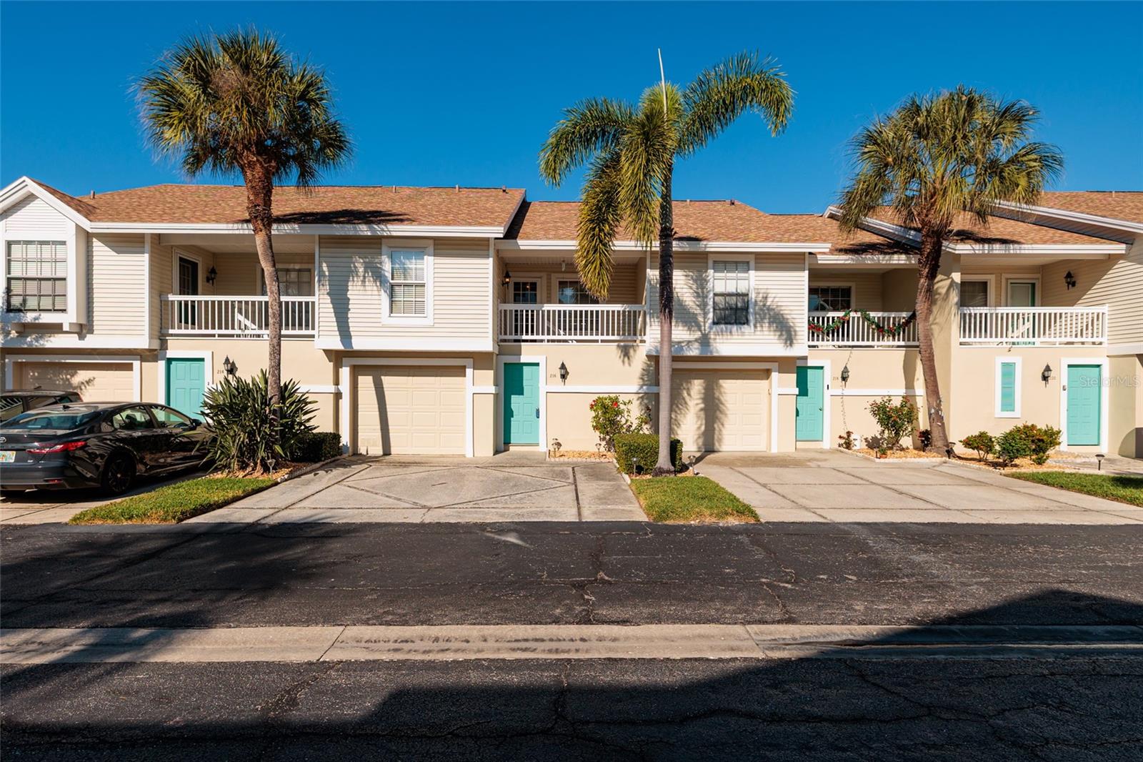 Image 44 of 64 For 216 Sun Vista Ct S