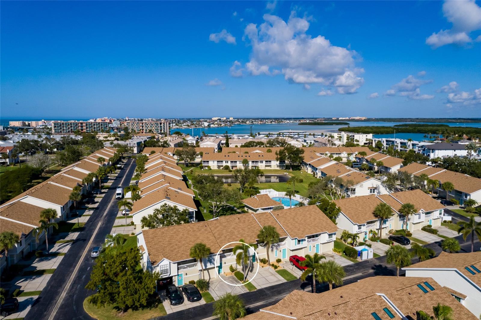 Image 49 of 64 For 216 Sun Vista Ct S