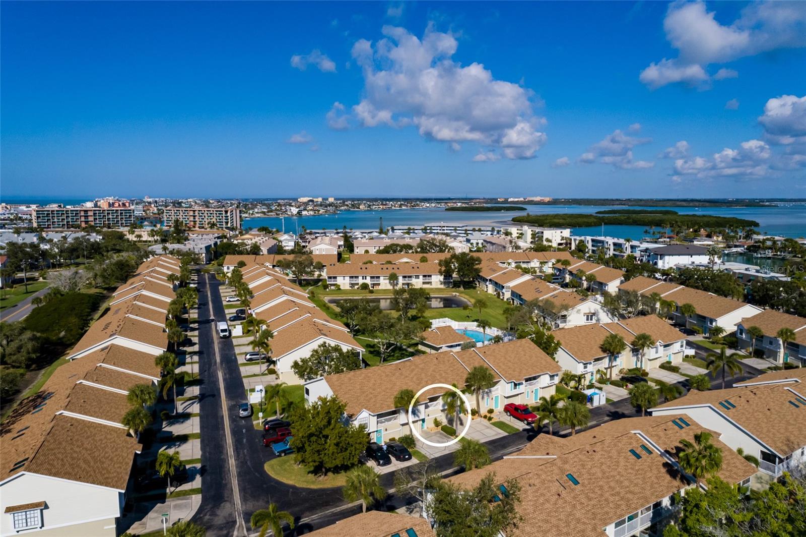 Image 50 of 64 For 216 Sun Vista Ct S