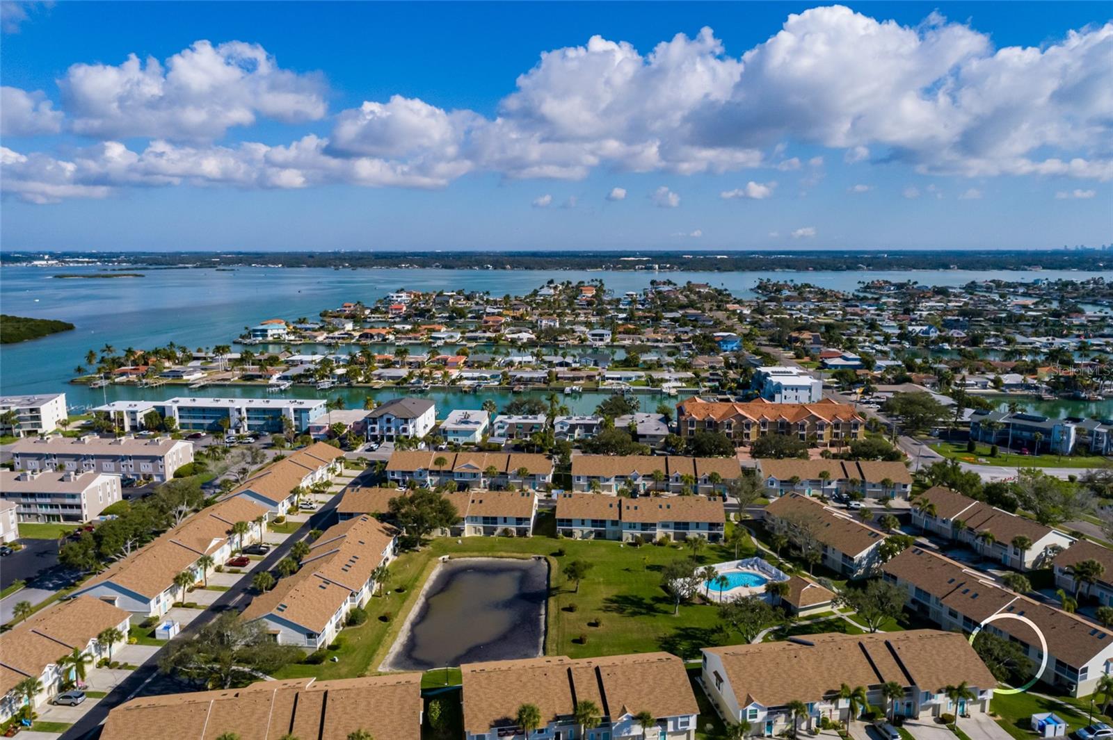 Image 54 of 64 For 216 Sun Vista Ct S