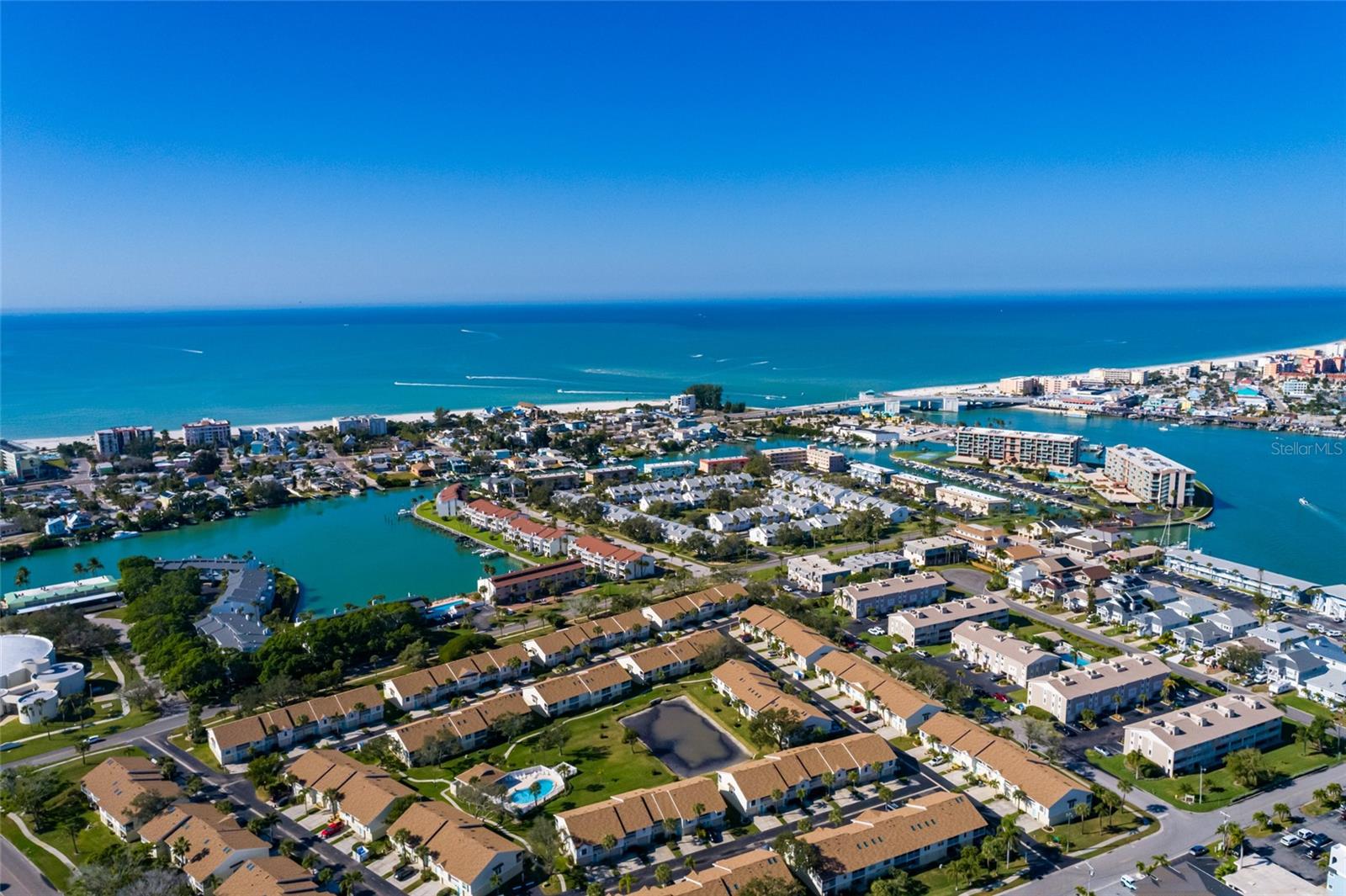 Image 60 of 64 For 216 Sun Vista Ct S