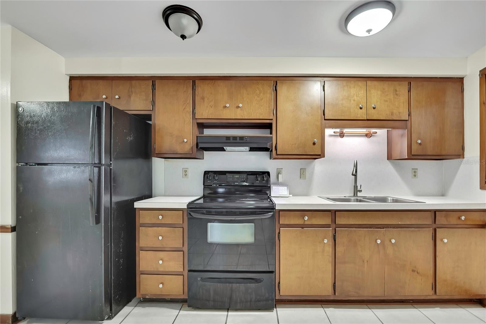 Listing photo id 0 for 7830 Butler Avenue