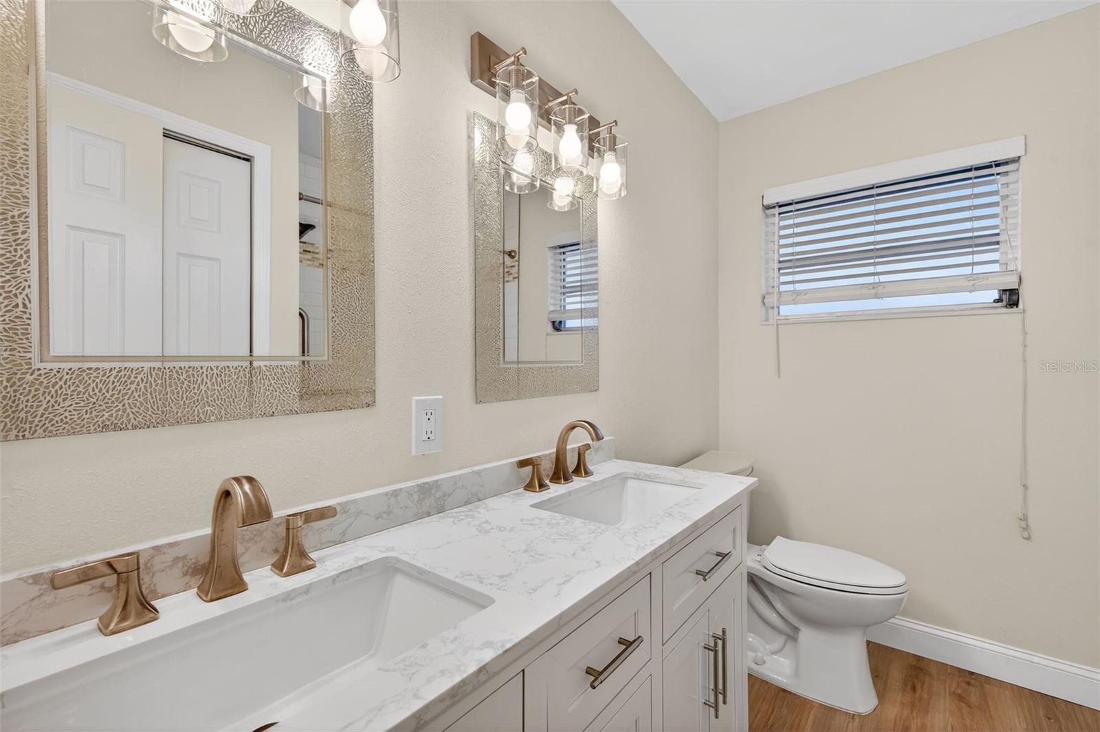 Image 15 of 49 For 316 Crystal Beach Avenue