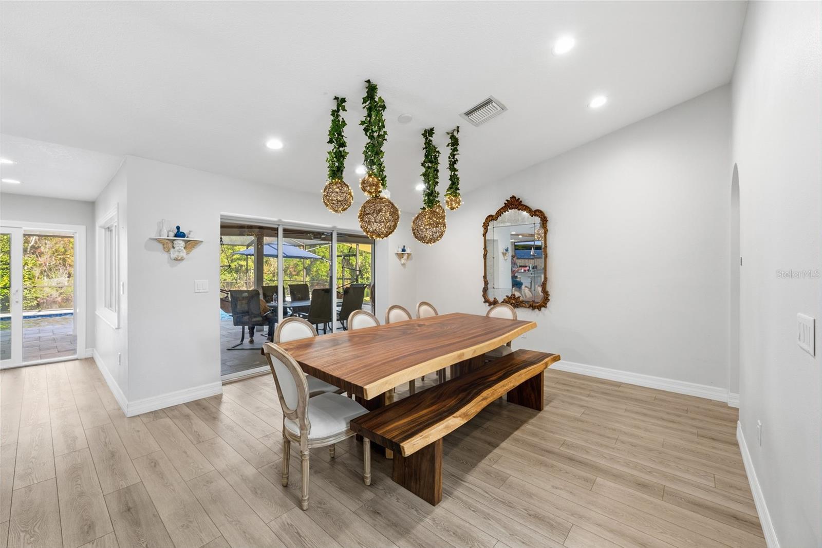 Image 16 of 65 For 3843 Georgia Court