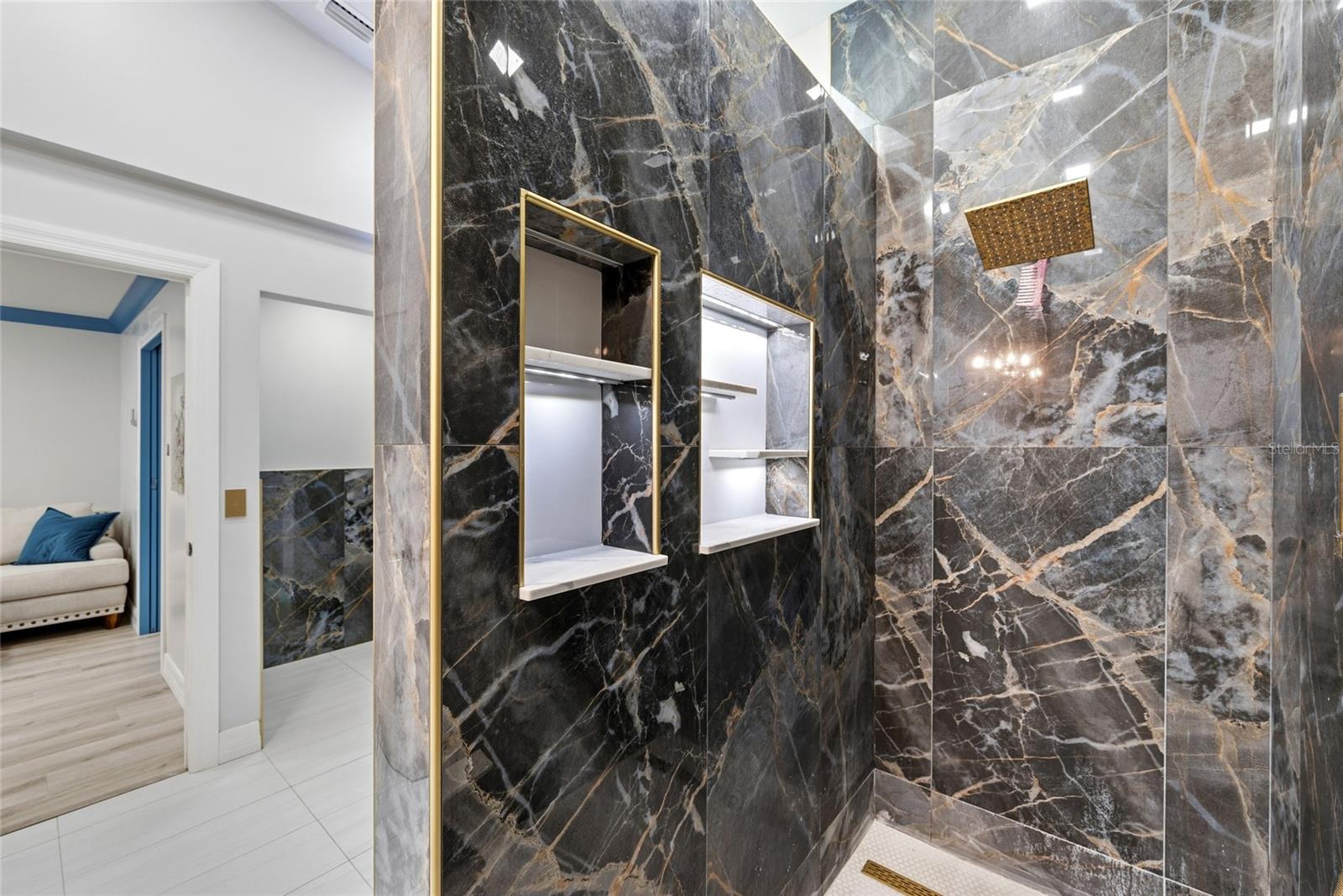 Image 30 of 65 For 3843 Georgia Court