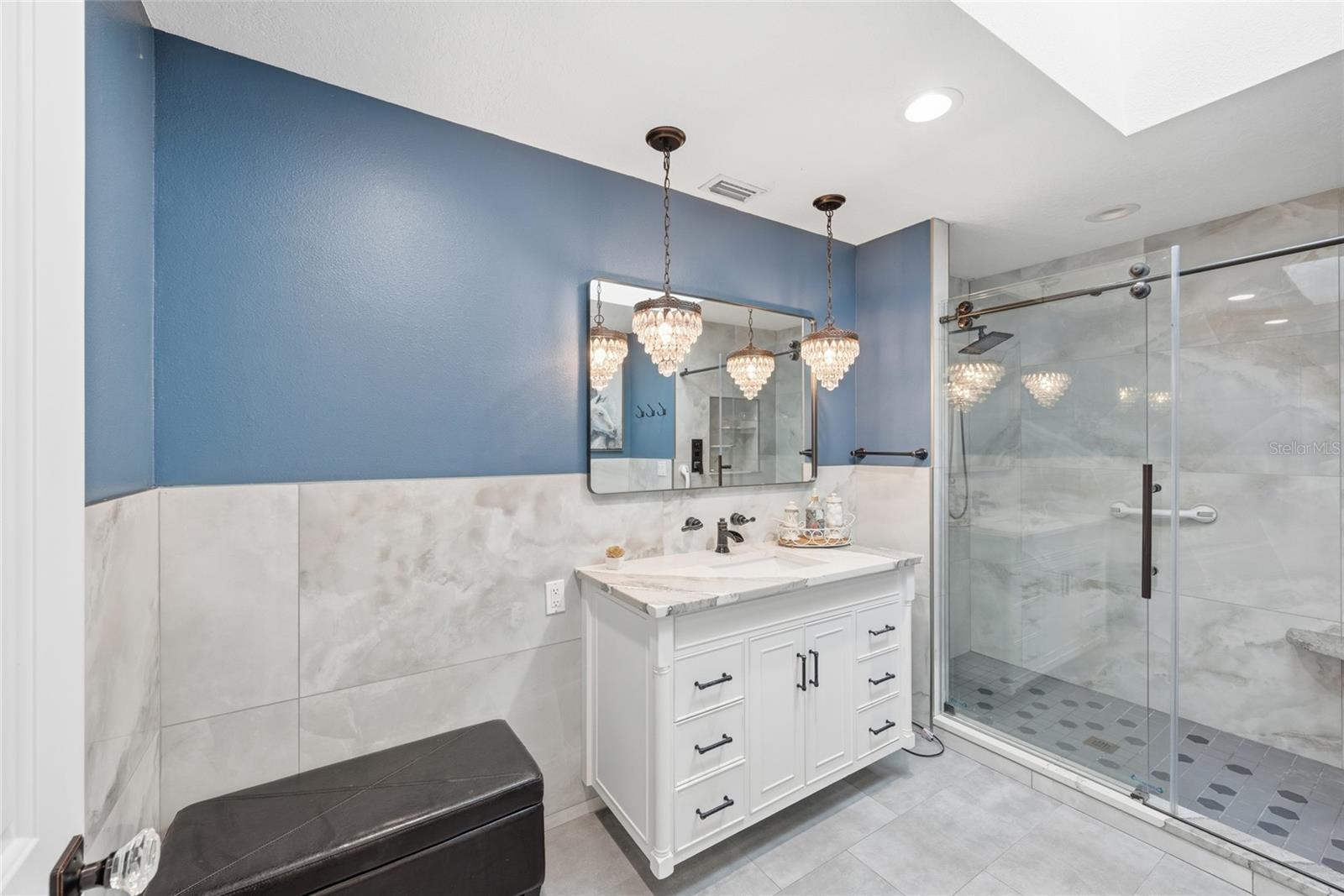 Image 41 of 65 For 3843 Georgia Court