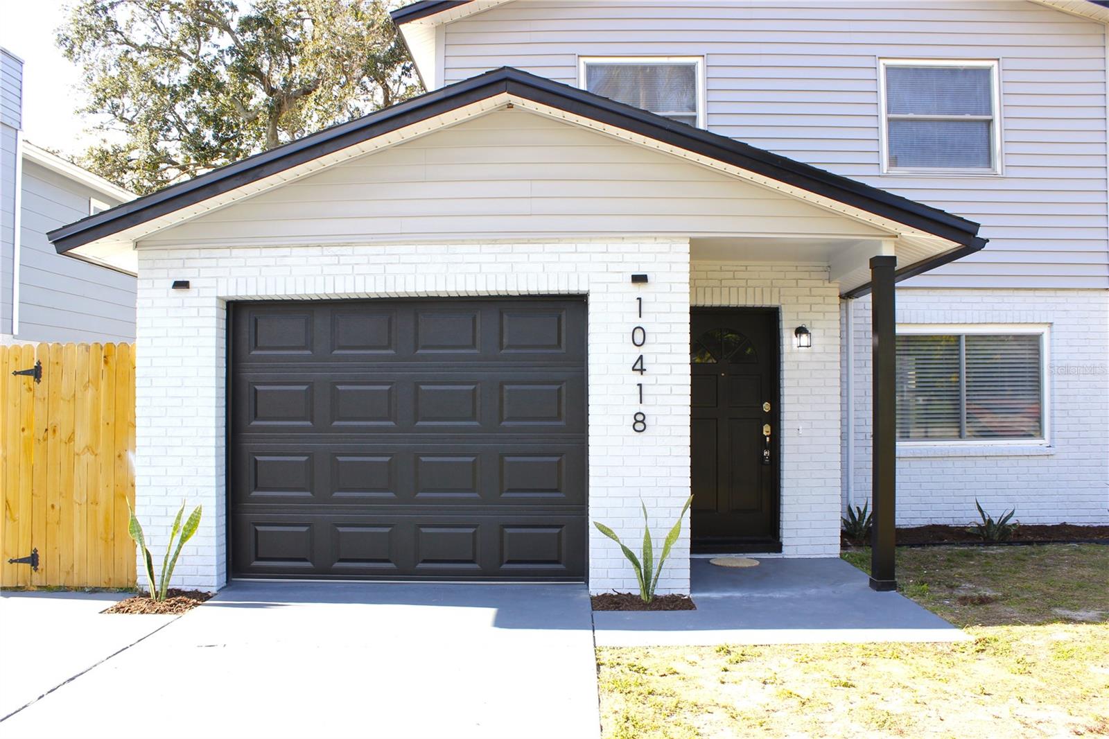 Image 3 of 62 For 10418 Oklawaha Avenue