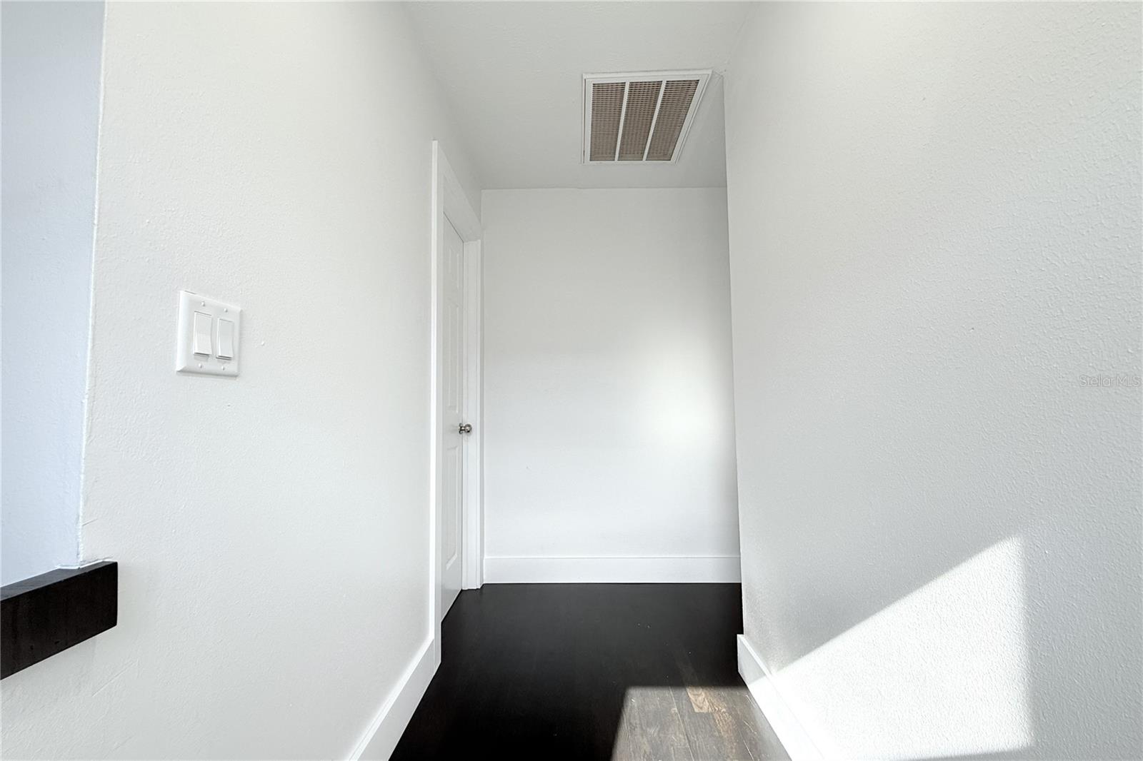 Image 31 of 62 For 10418 Oklawaha Avenue