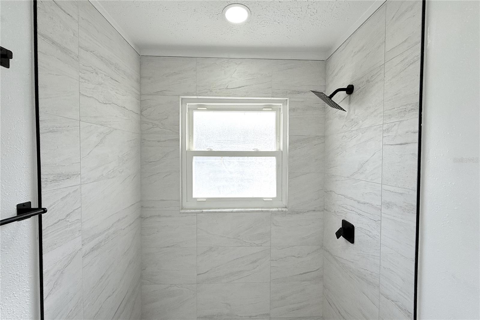 Image 39 of 62 For 10418 Oklawaha Avenue