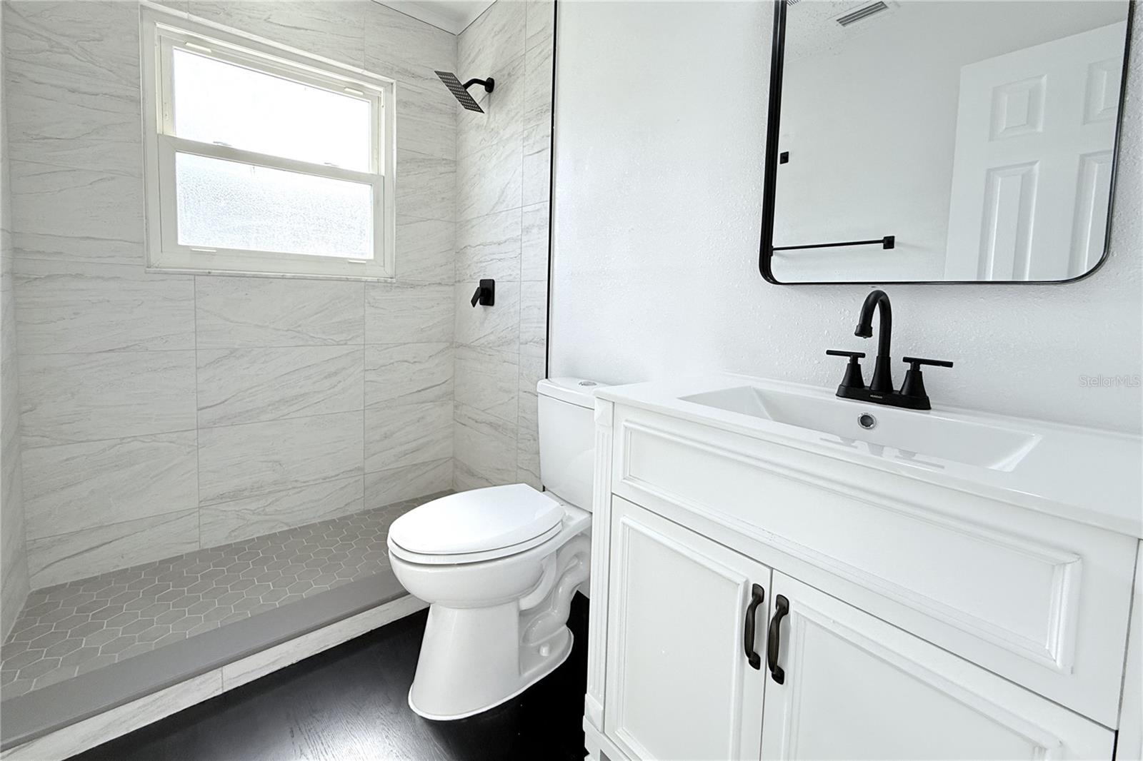 Image 41 of 62 For 10418 Oklawaha Avenue