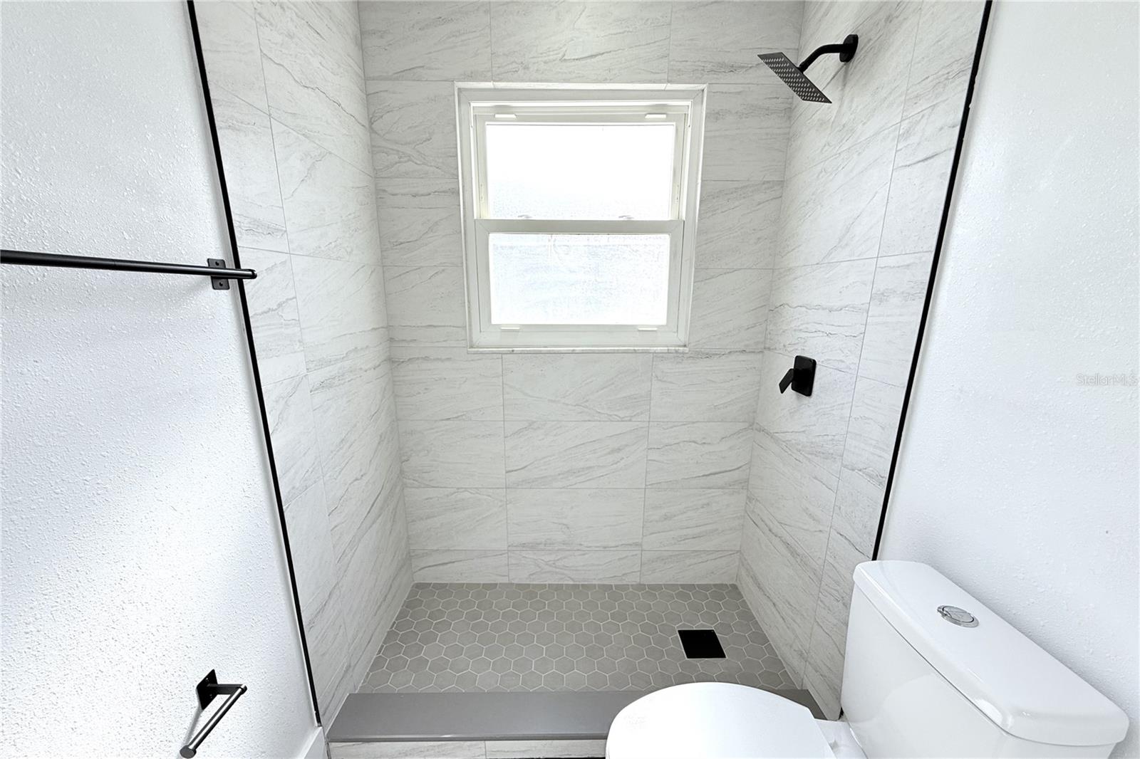 Image 42 of 62 For 10418 Oklawaha Avenue