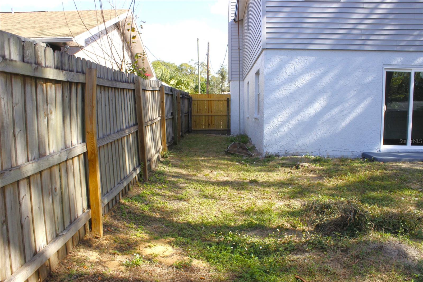 Image 49 of 62 For 10418 Oklawaha Avenue