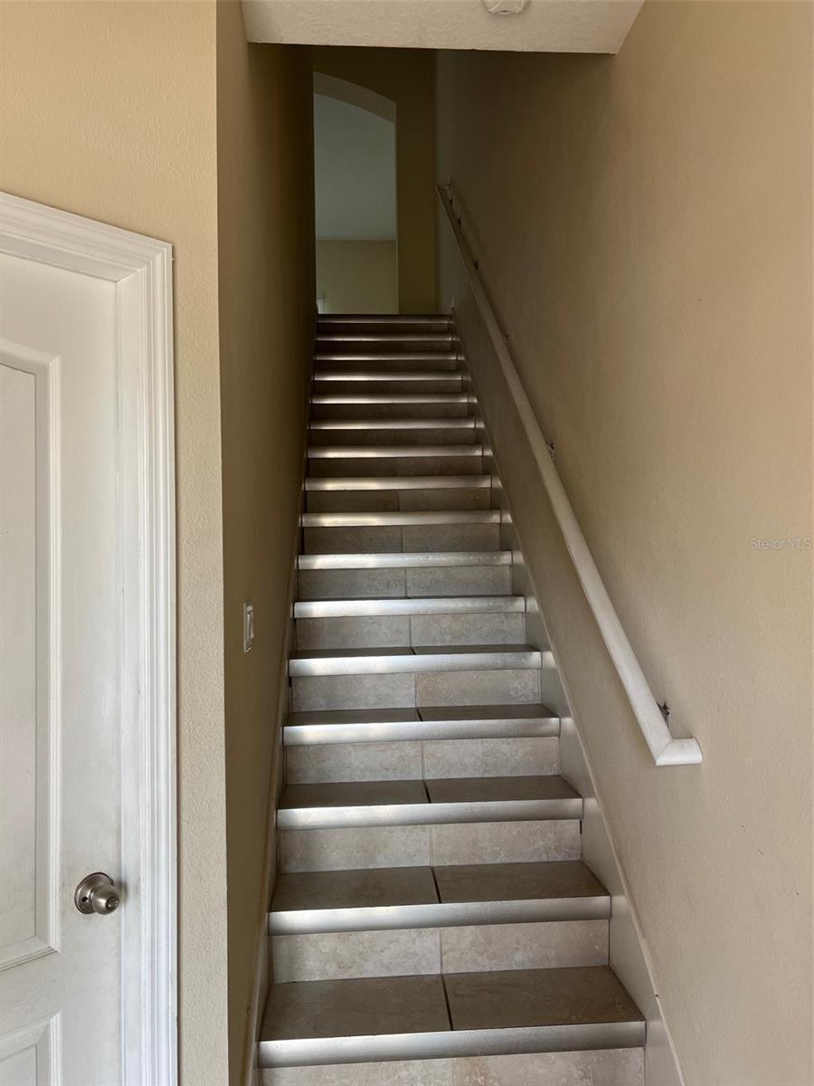 Image 13 of 35 For 822 Callista Cay Loop