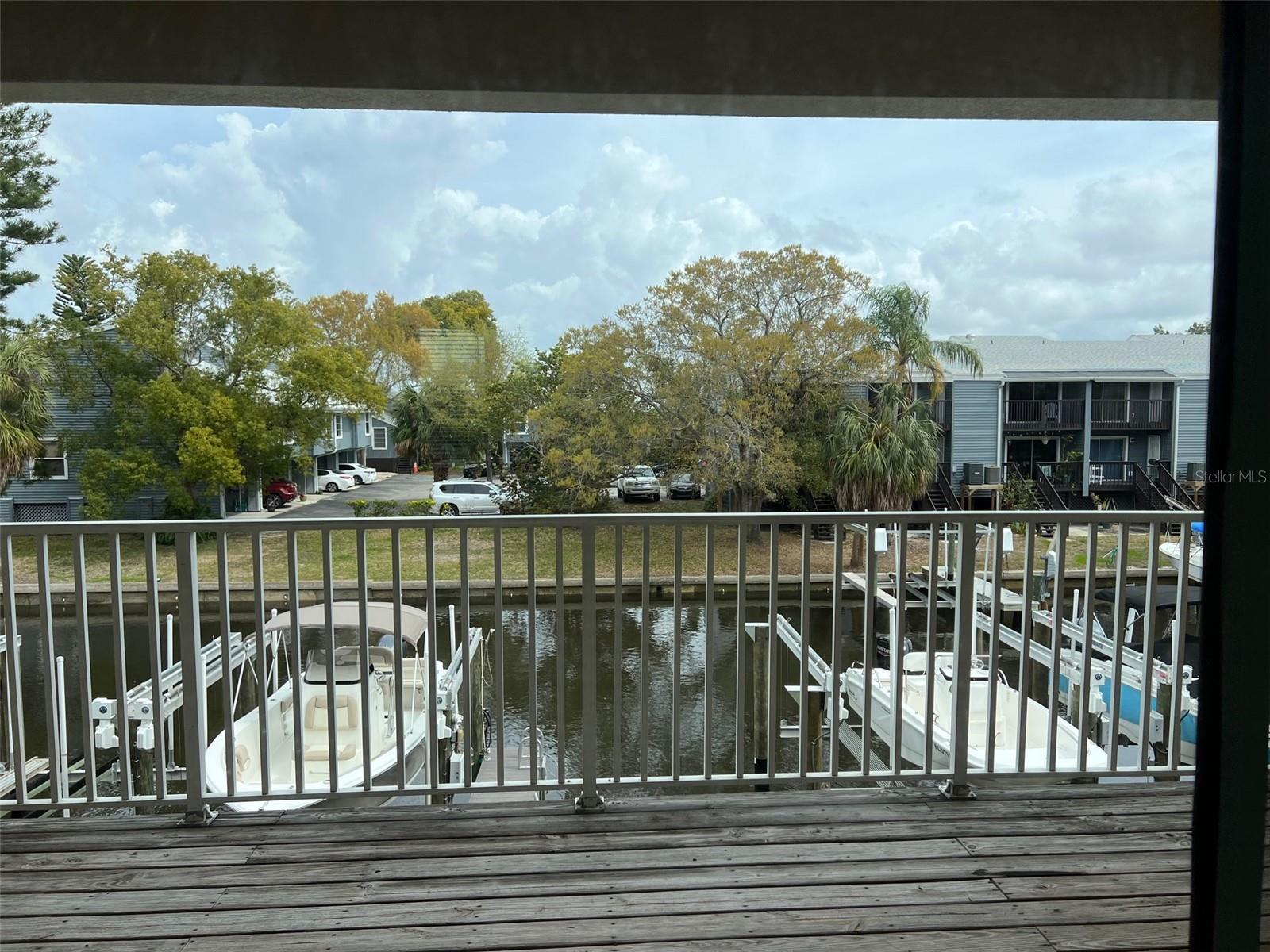 Image 33 of 35 For 822 Callista Cay Loop