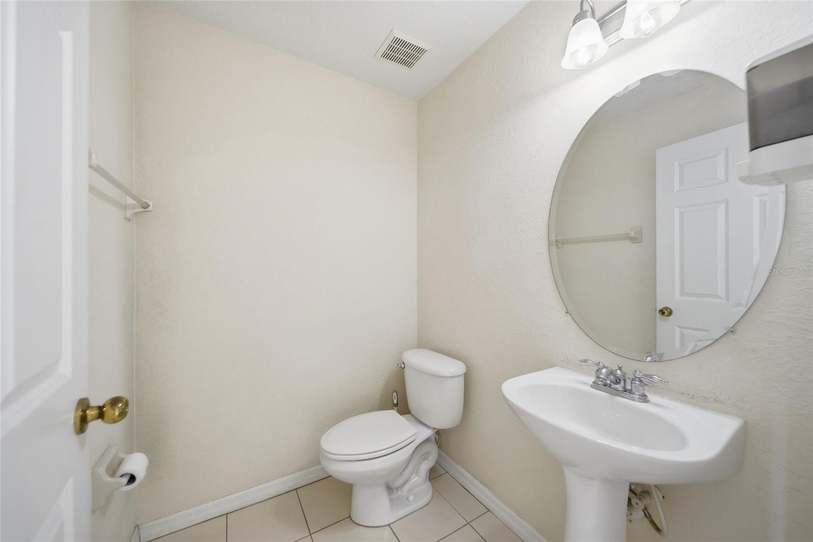 Image 10 of 30 For 7081 Opal Drive