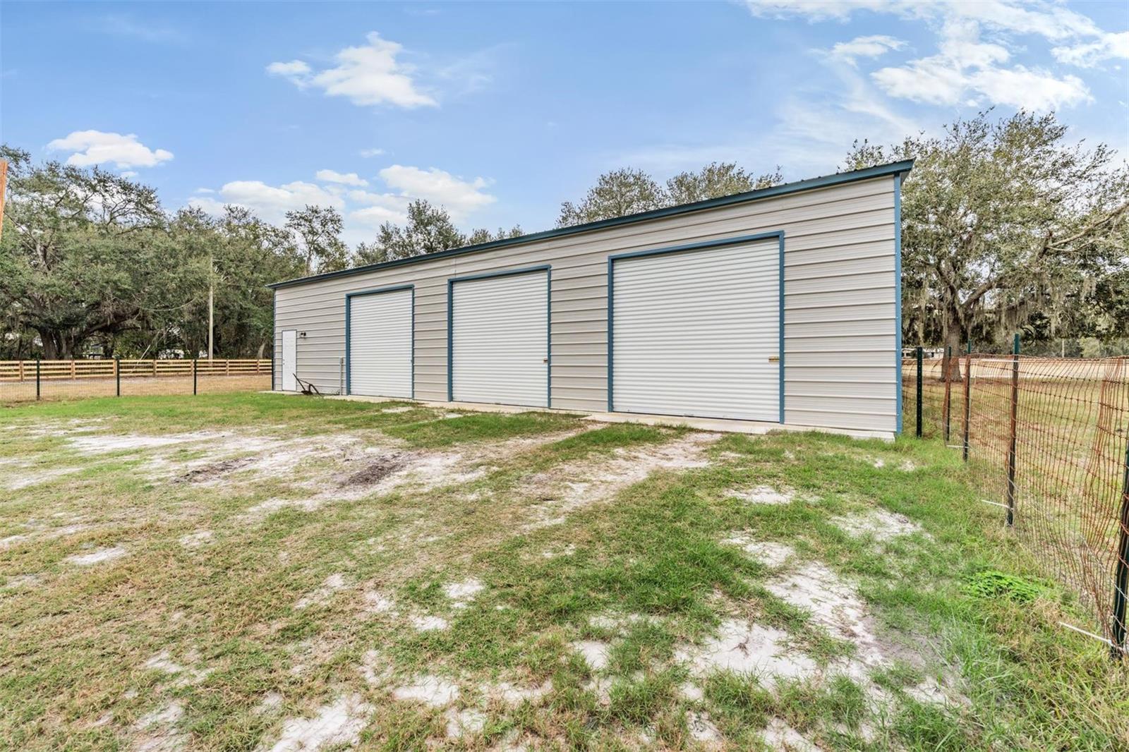 Image 25 of 41 For 4622 Justin Lane