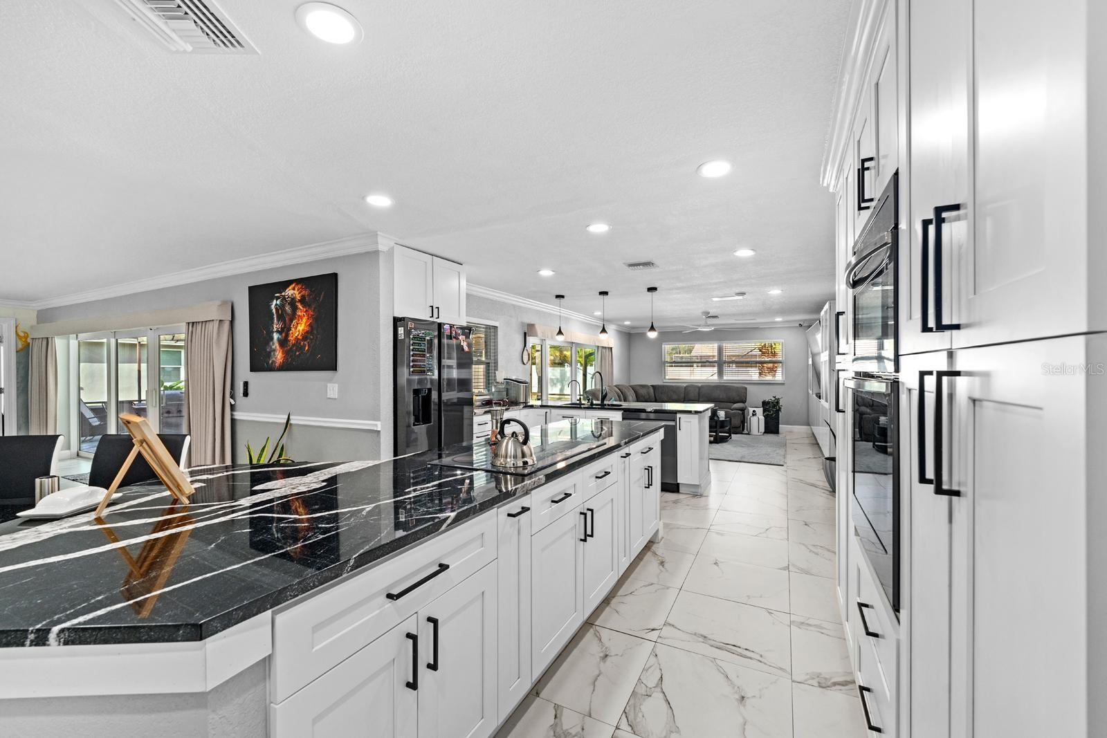 Image 10 of 33 For 2850 Landover Drive