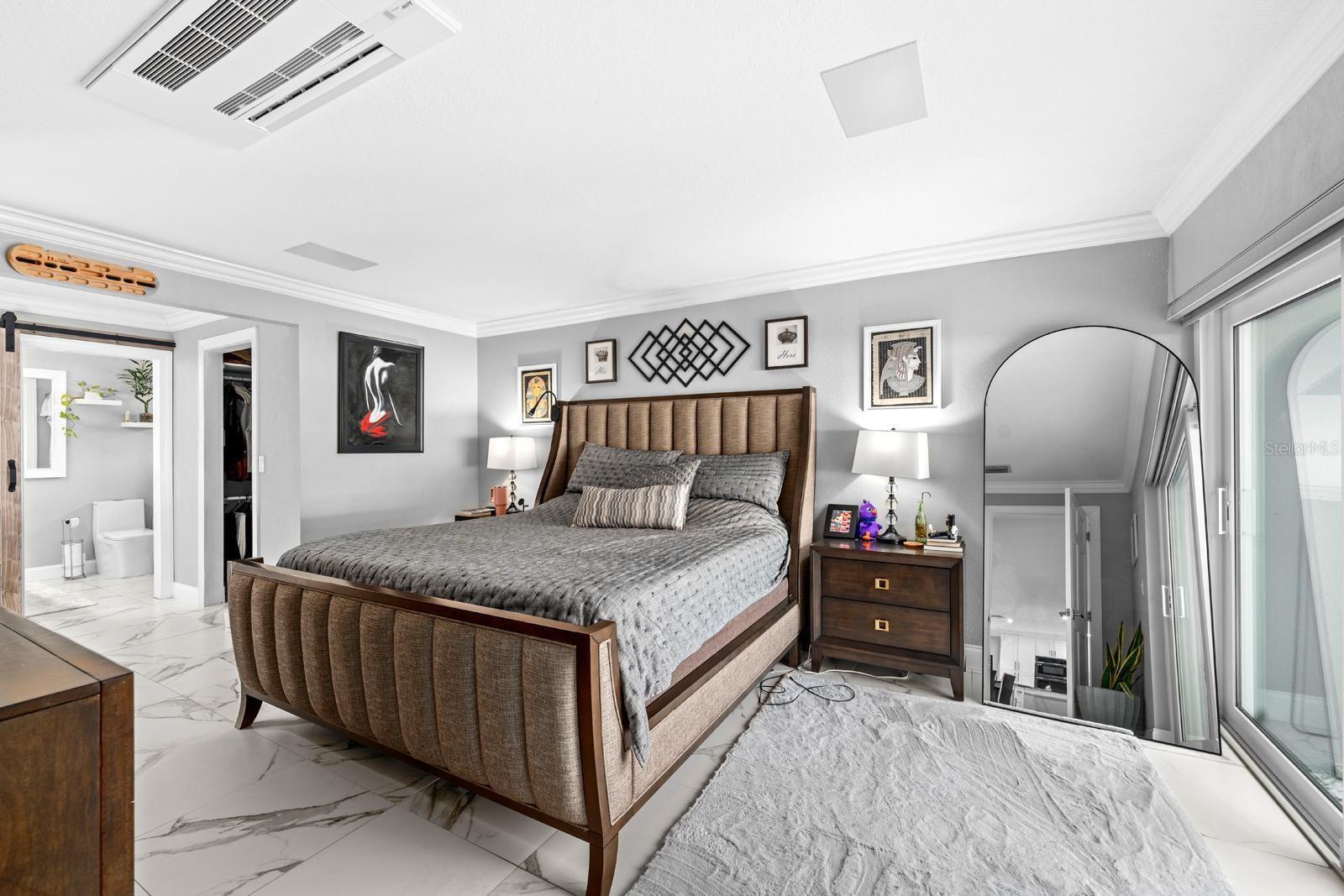 Image 16 of 33 For 2850 Landover Drive