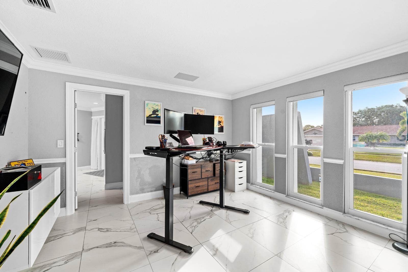 Image 19 of 33 For 2850 Landover Drive