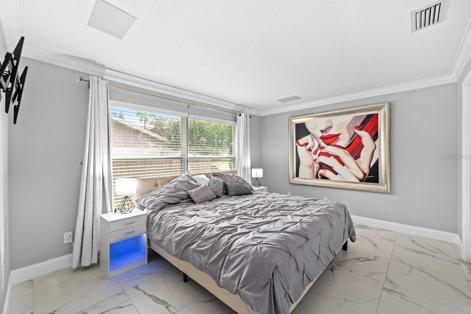 Image 21 of 33 For 2850 Landover Drive