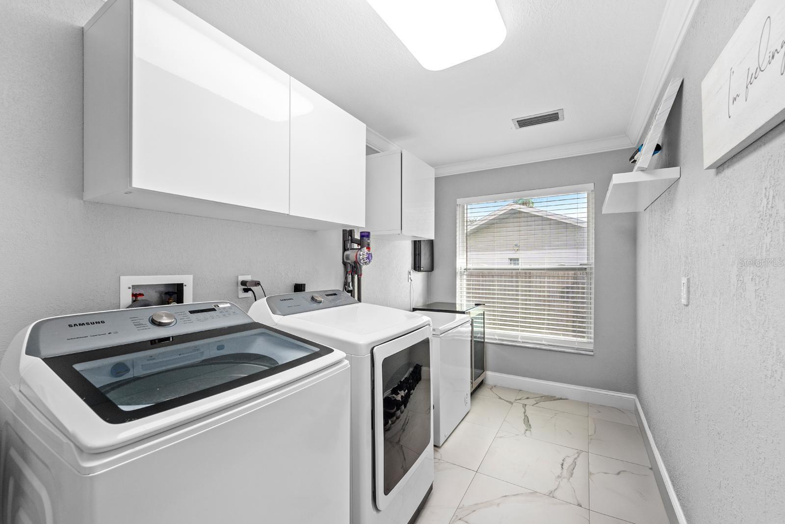 Image 24 of 33 For 2850 Landover Drive