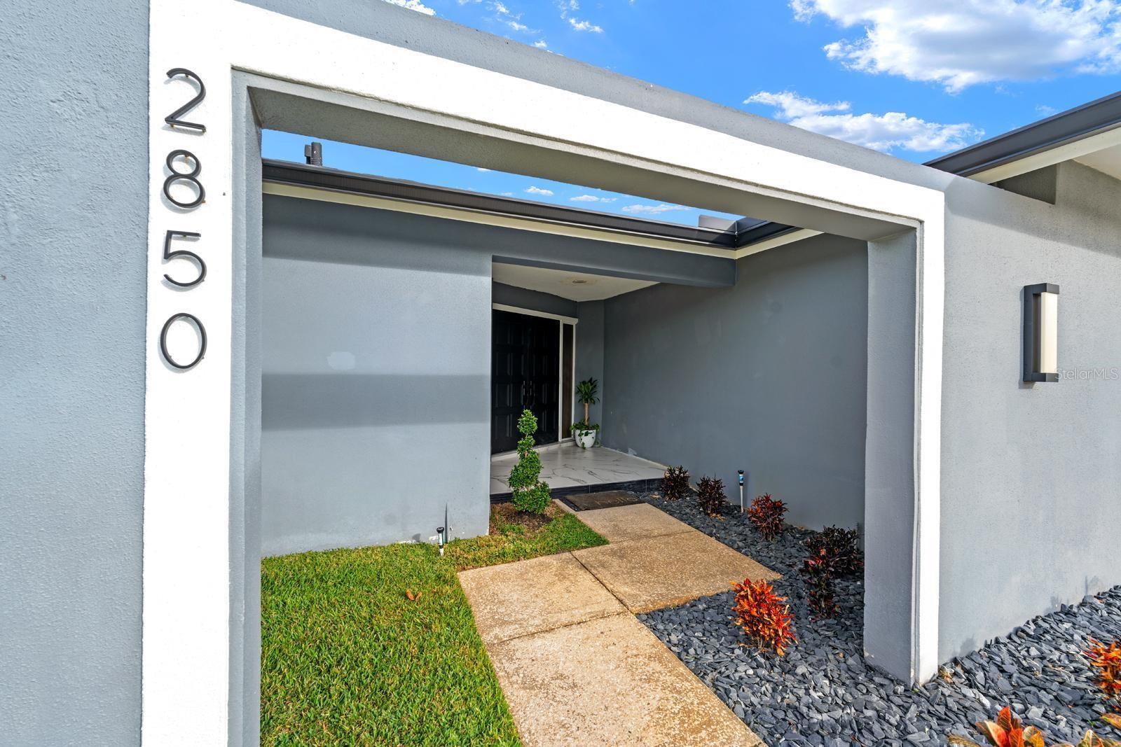 Image 5 of 33 For 2850 Landover Drive