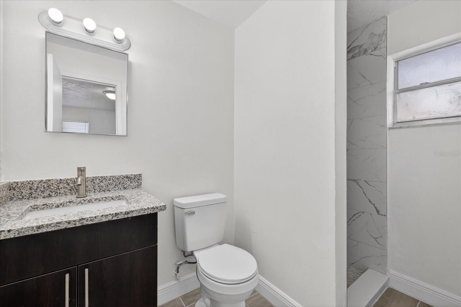 Image 18 of 29 For 902 Marshall Street