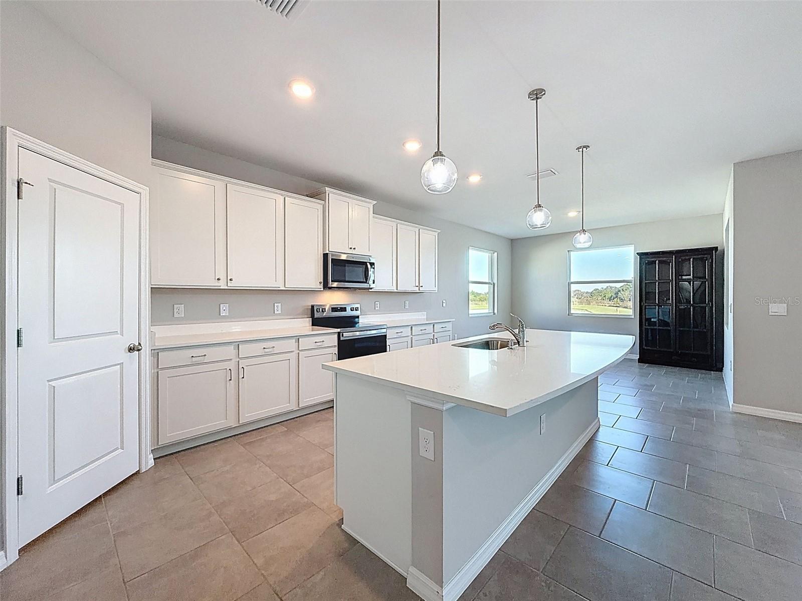 Image 16 of 77 For 10559 Bridgegate Heights Loop