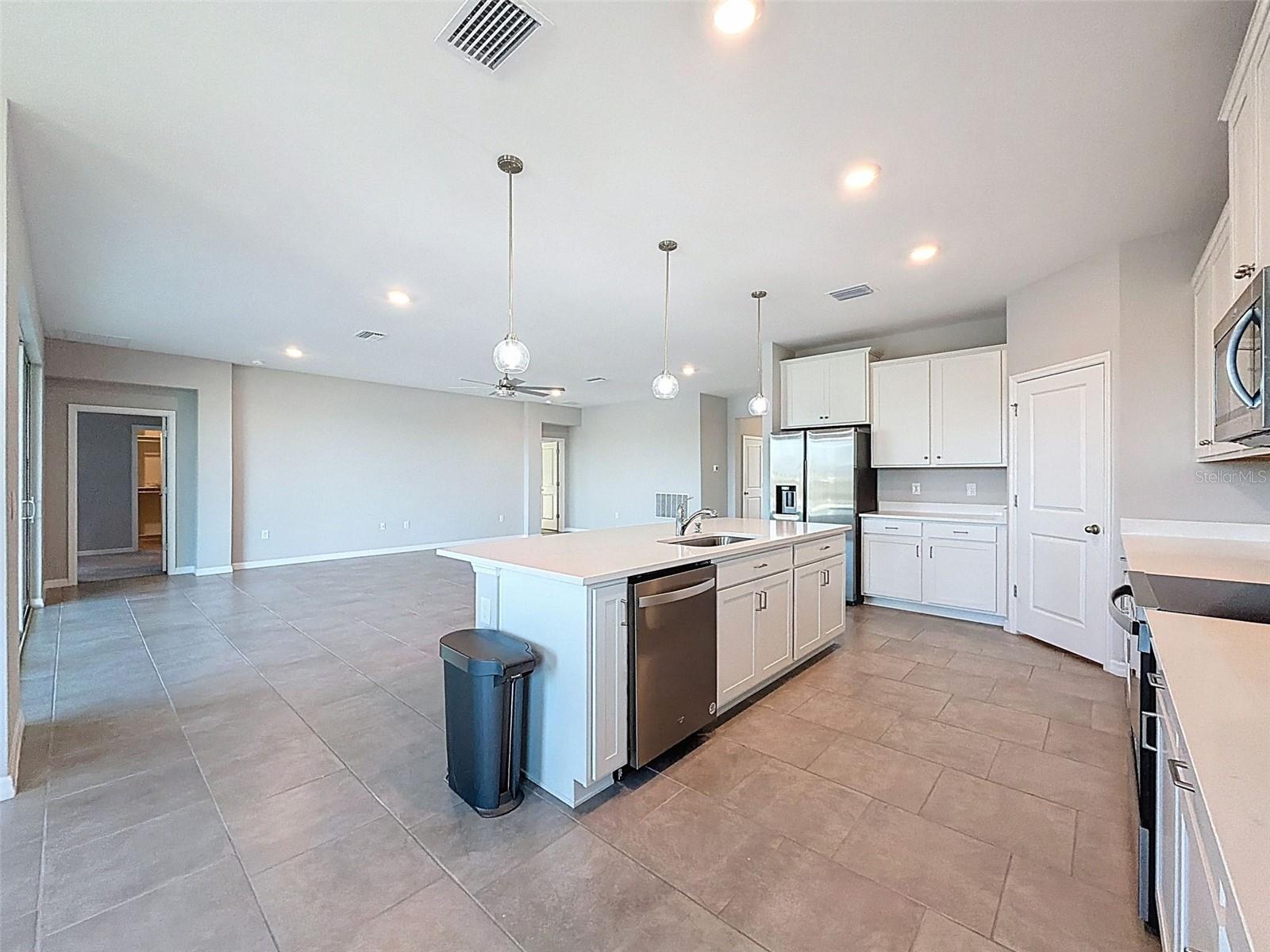 Image 23 of 77 For 10559 Bridgegate Heights Loop