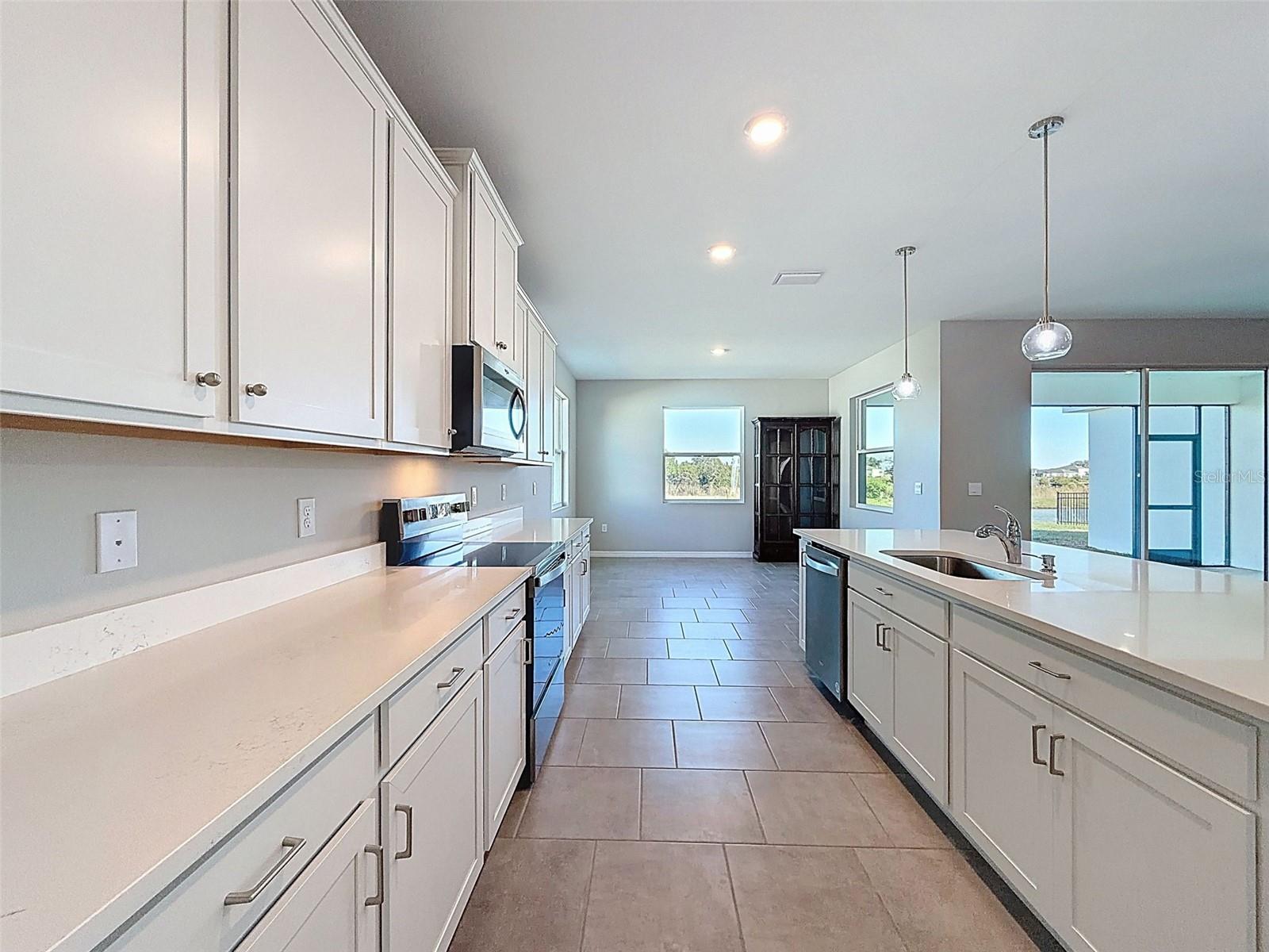 Image 26 of 77 For 10559 Bridgegate Heights Loop