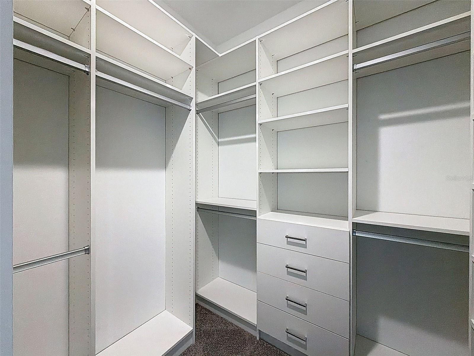 Image 33 of 77 For 10559 Bridgegate Heights Loop