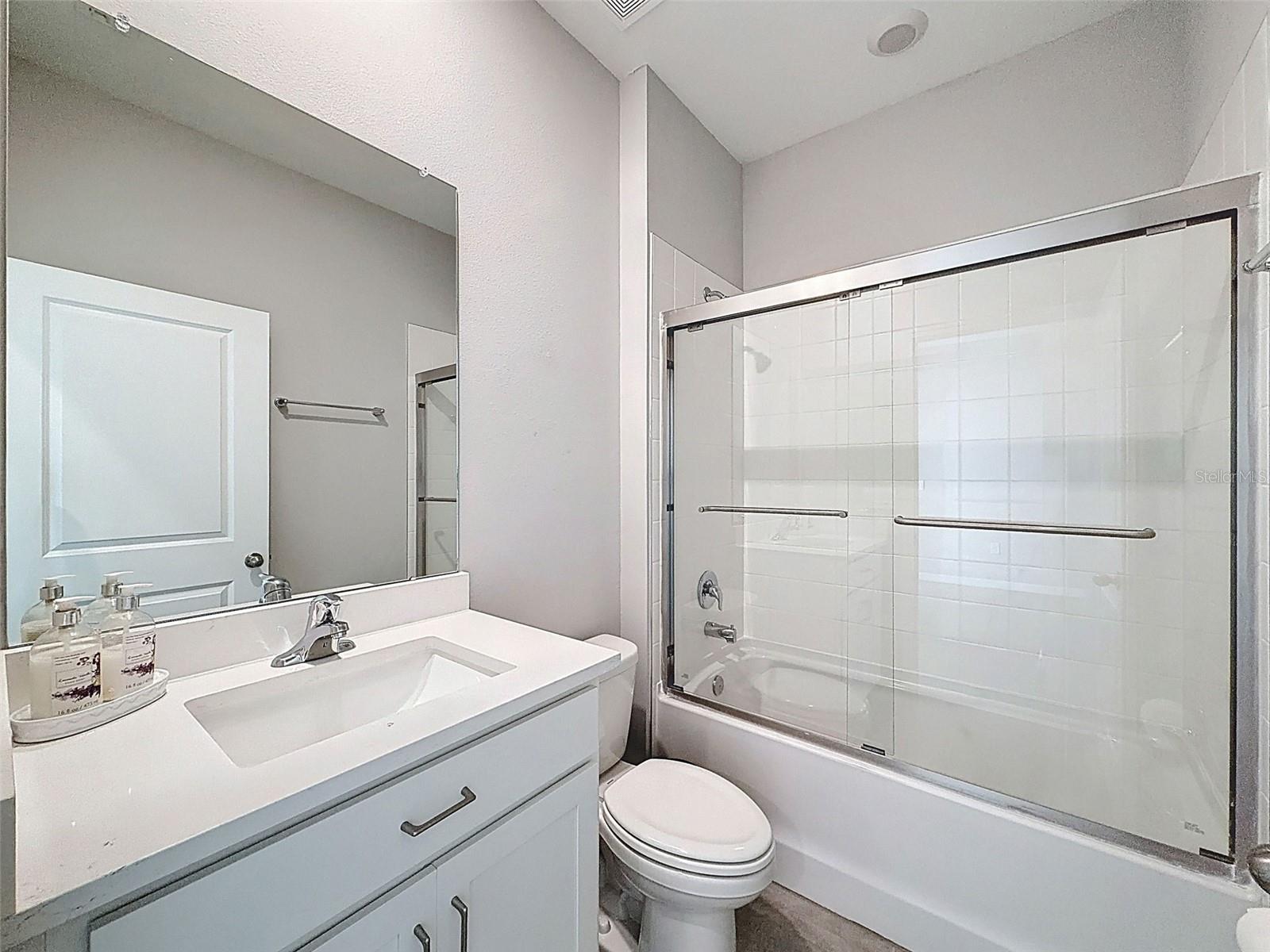 Image 50 of 77 For 10559 Bridgegate Heights Loop