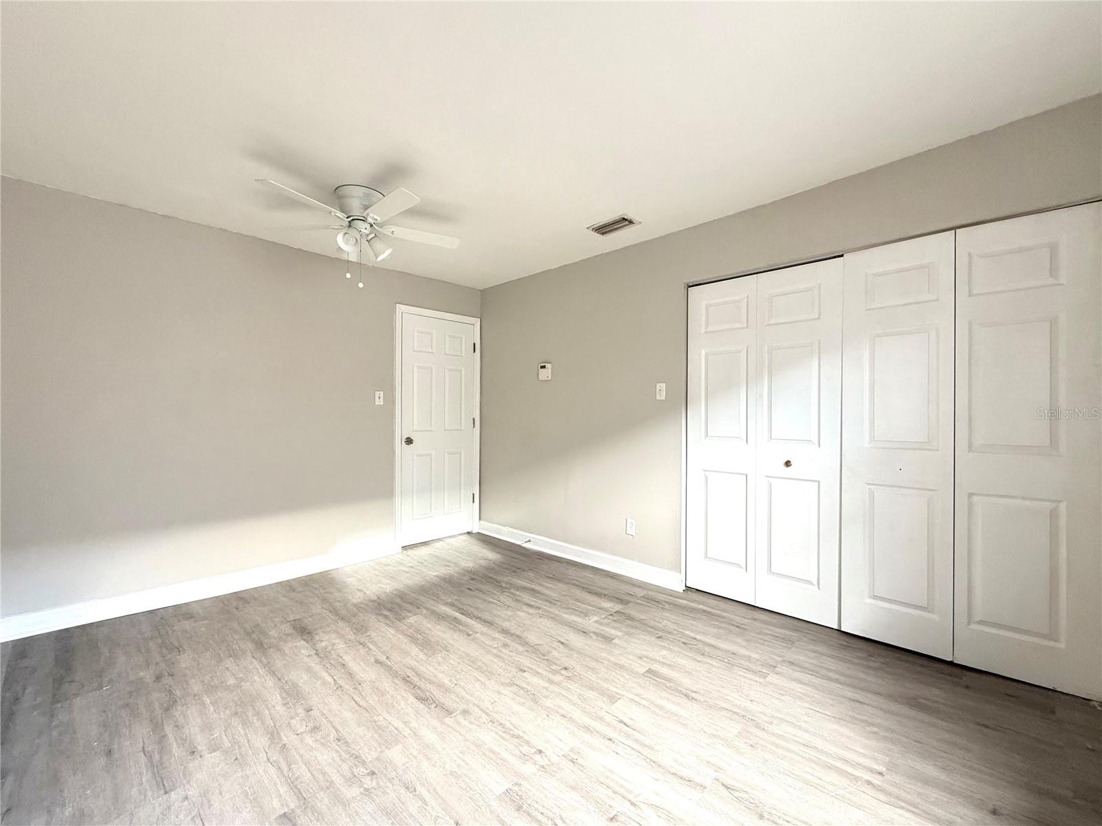 Image 16 of 21 For 5530 Crissman Drive N