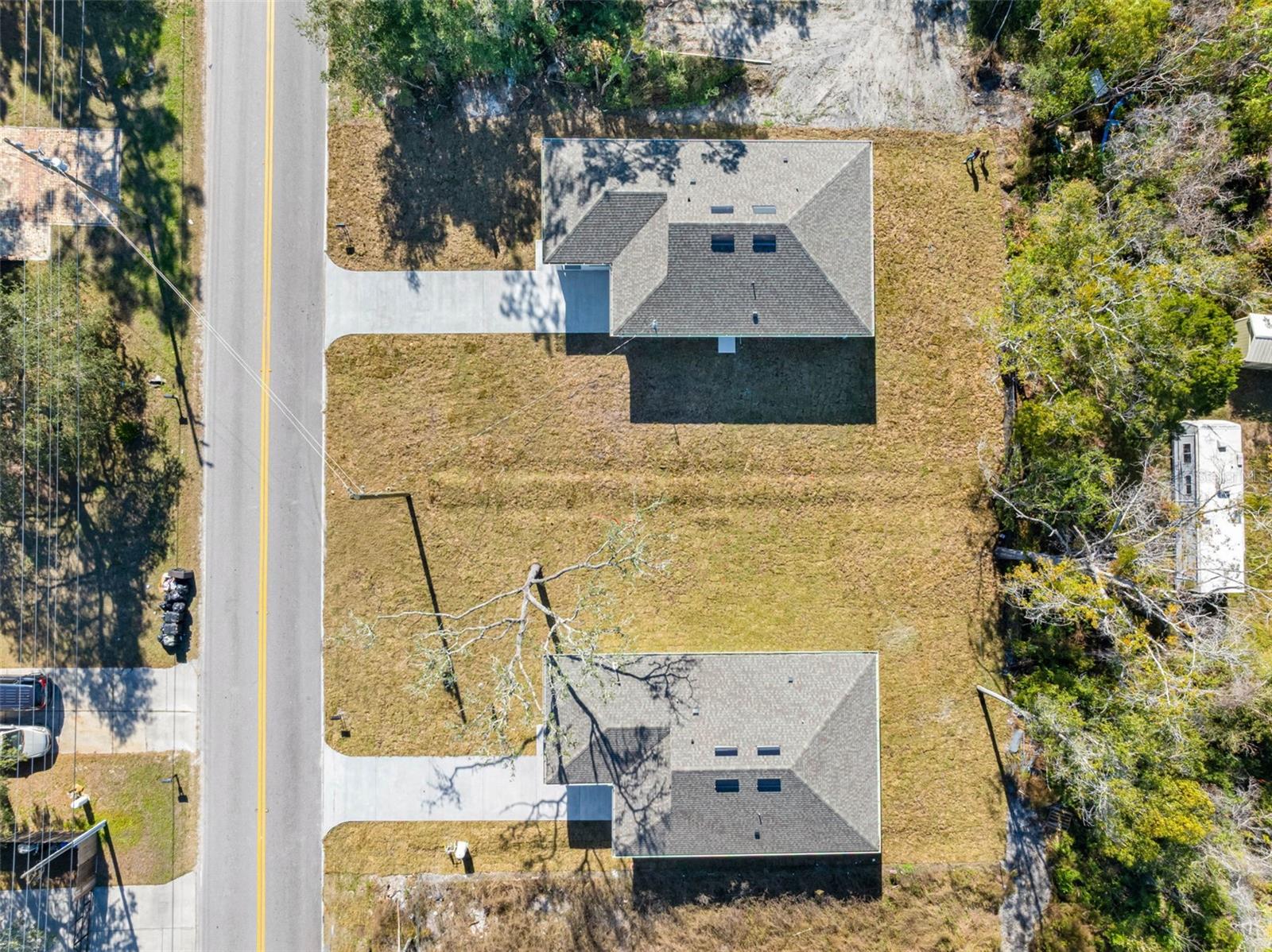 Image 35 of 60 For 10271 Lake Drive