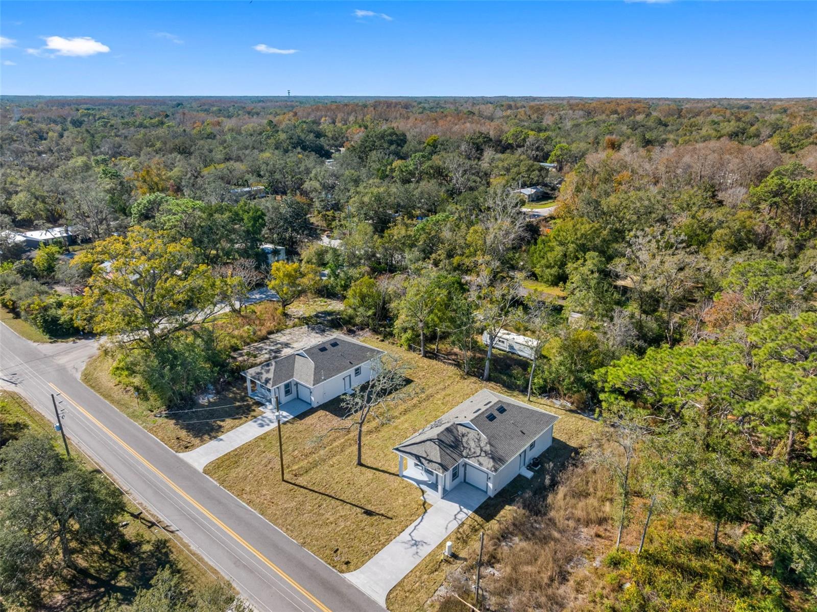 Image 43 of 60 For 10271 Lake Drive