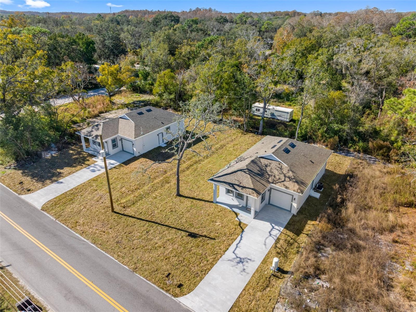 Image 44 of 60 For 10271 Lake Drive