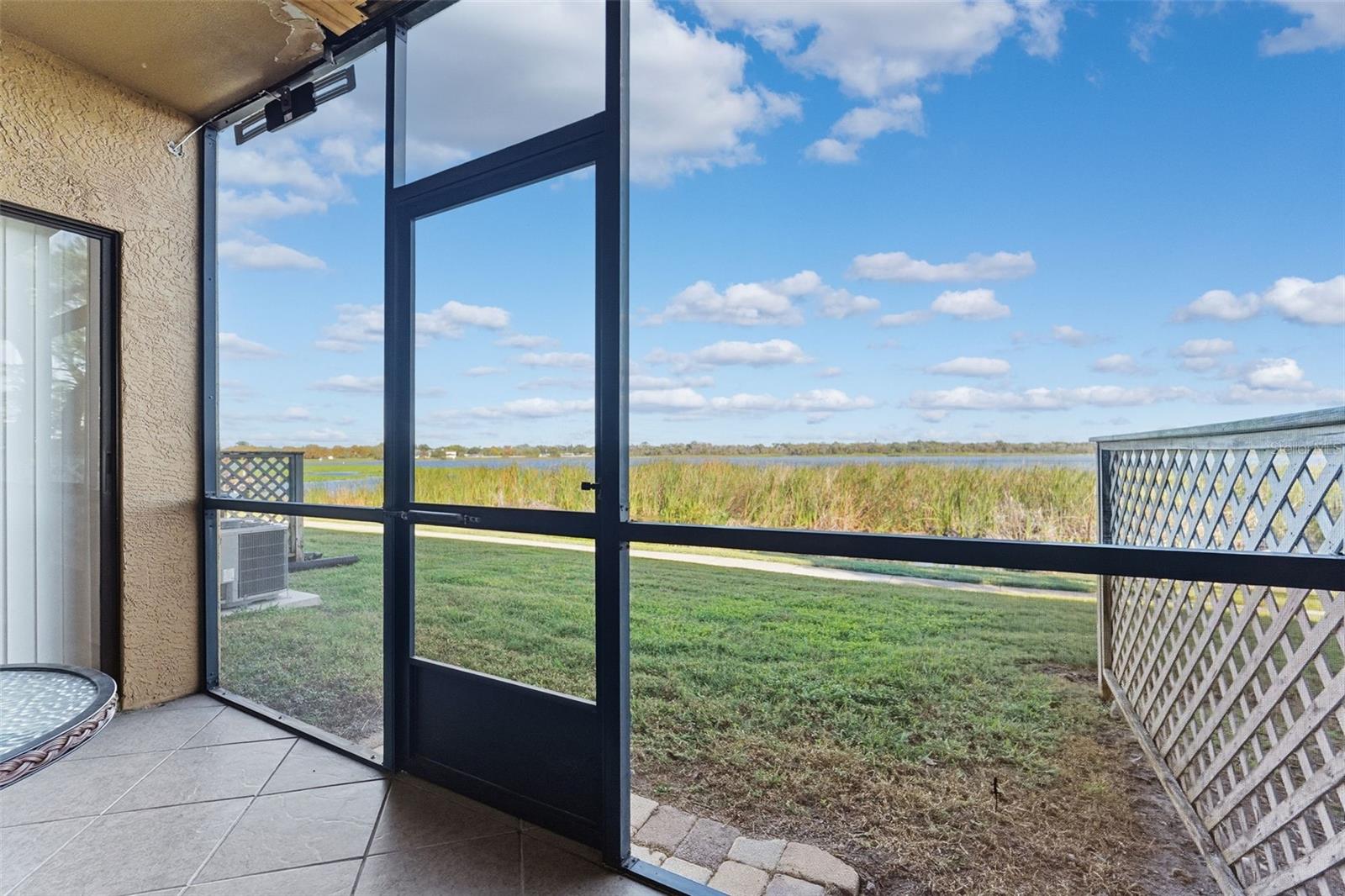 Image 17 of 48 For 10103 Sailwinds Boulevard N 103