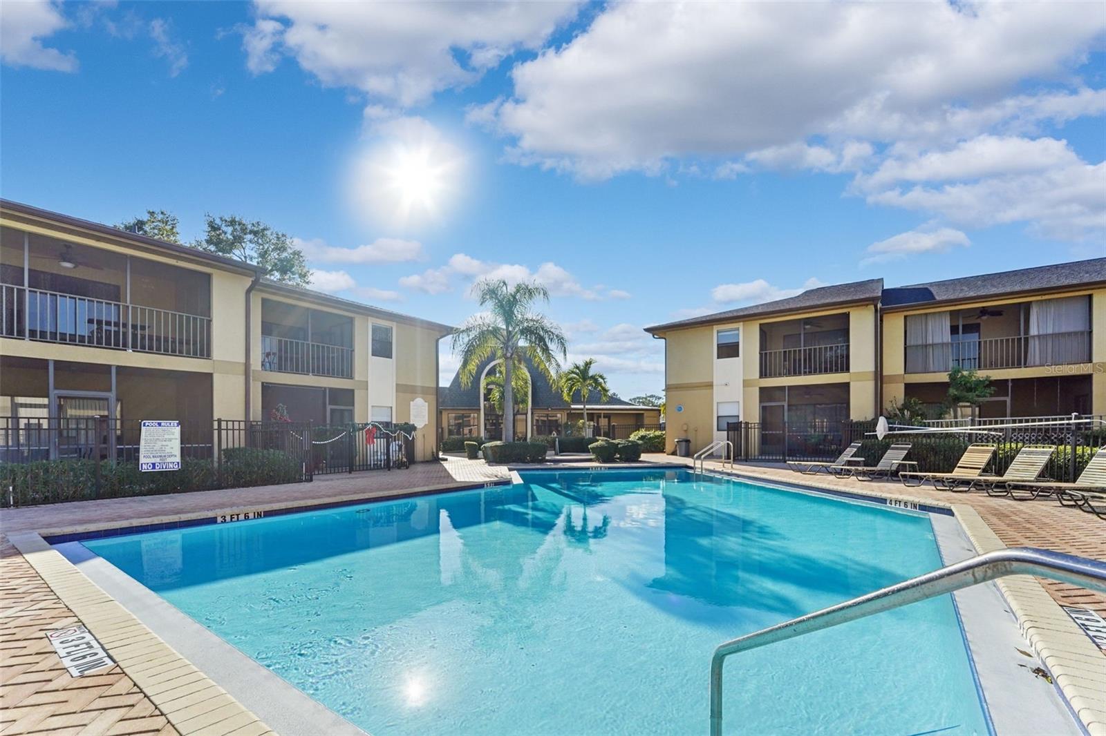 Image 32 of 48 For 10103 Sailwinds Boulevard N 103