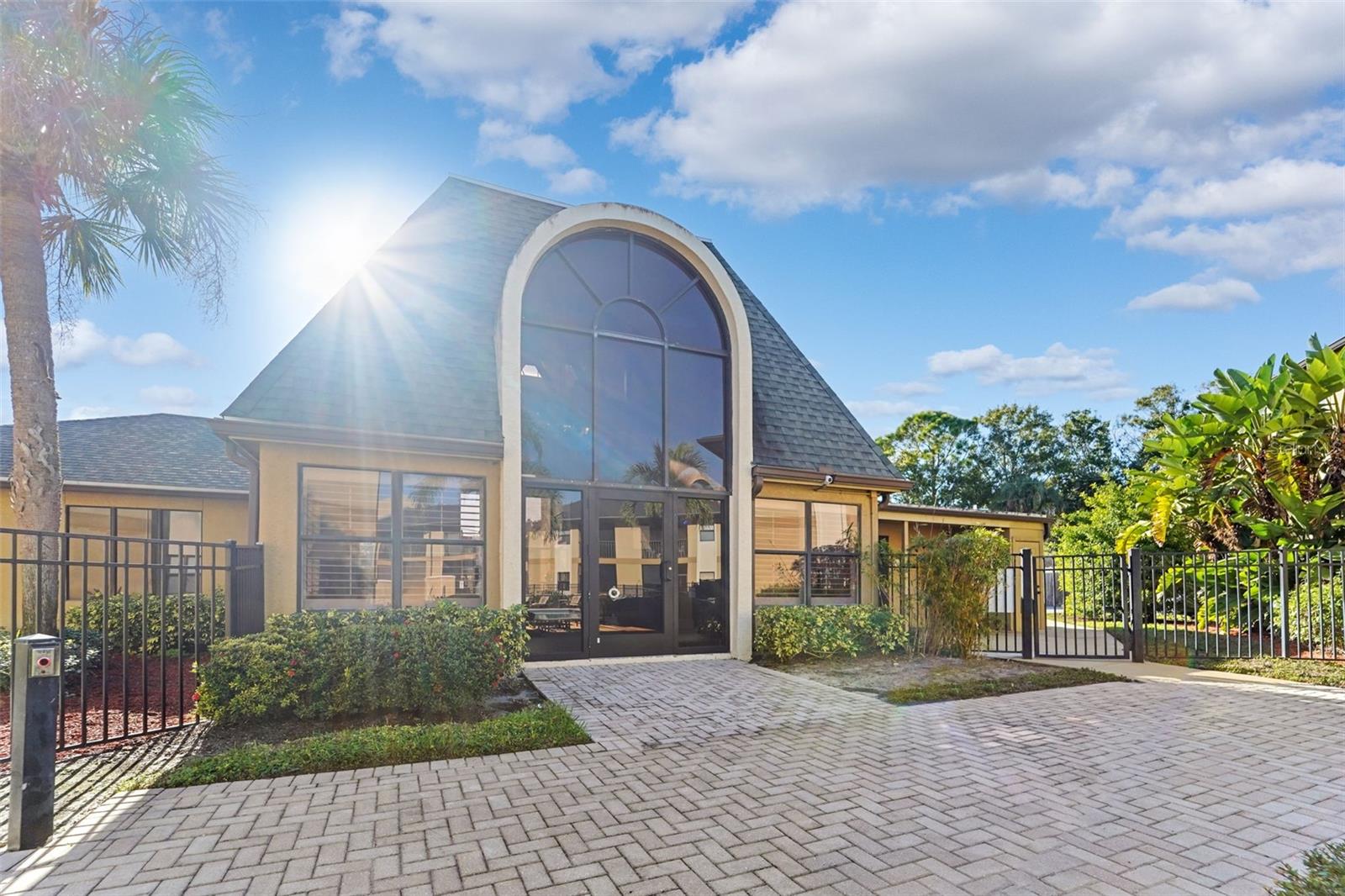 Image 37 of 48 For 10103 Sailwinds Boulevard N 103