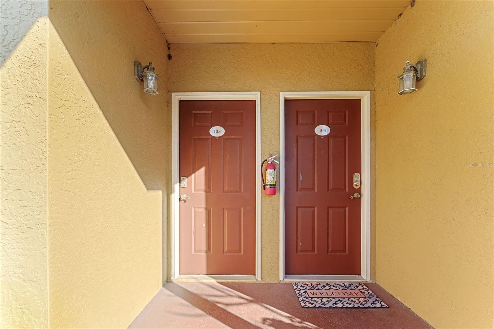 Image 4 of 48 For 10103 Sailwinds Boulevard N 103