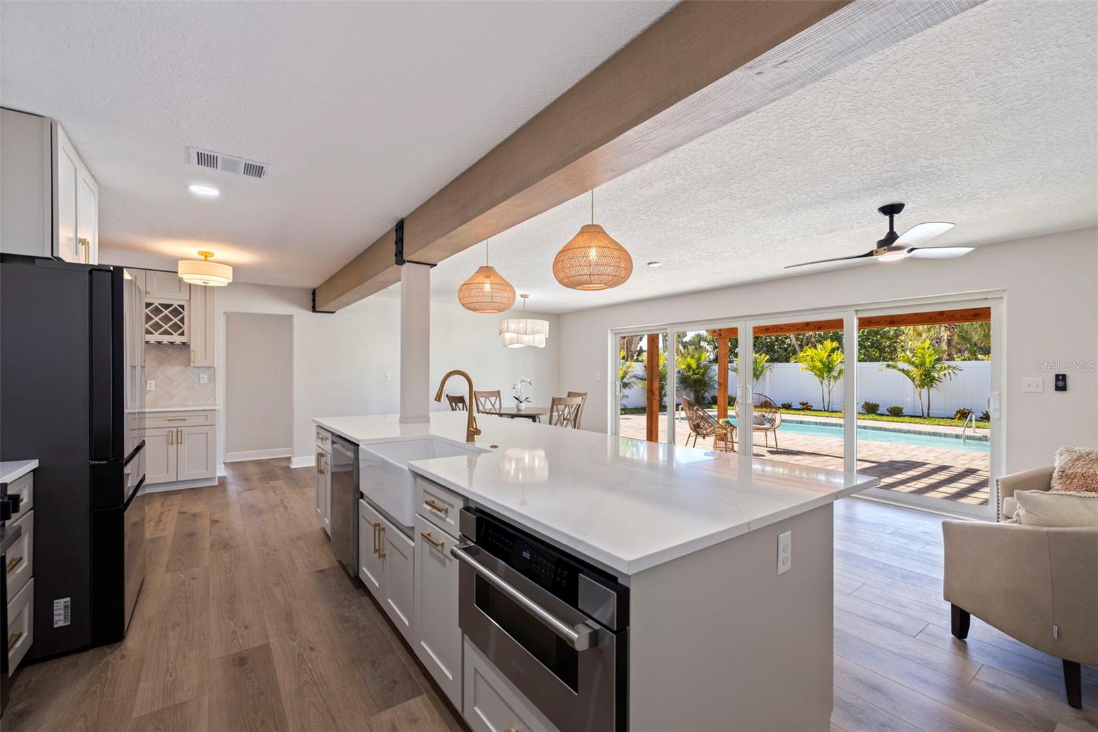 Image 14 of 46 For 2962 Vina Del Mar Boulevard