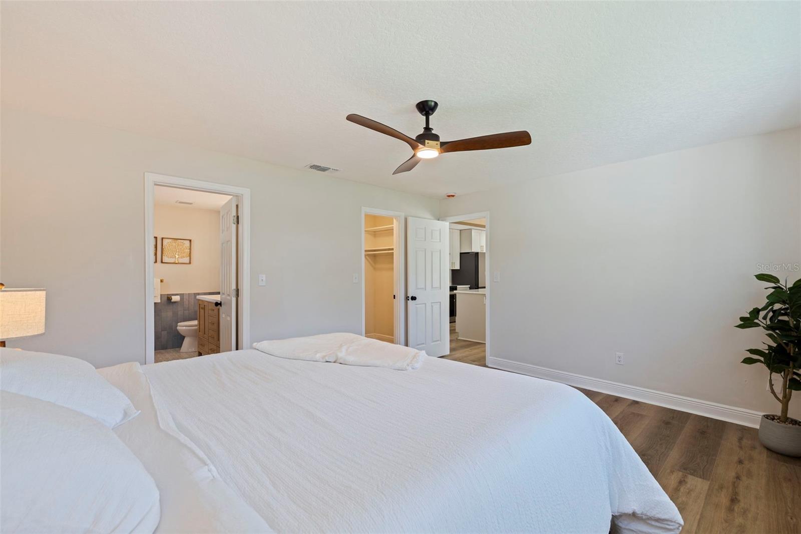 Image 21 of 46 For 2962 Vina Del Mar Boulevard