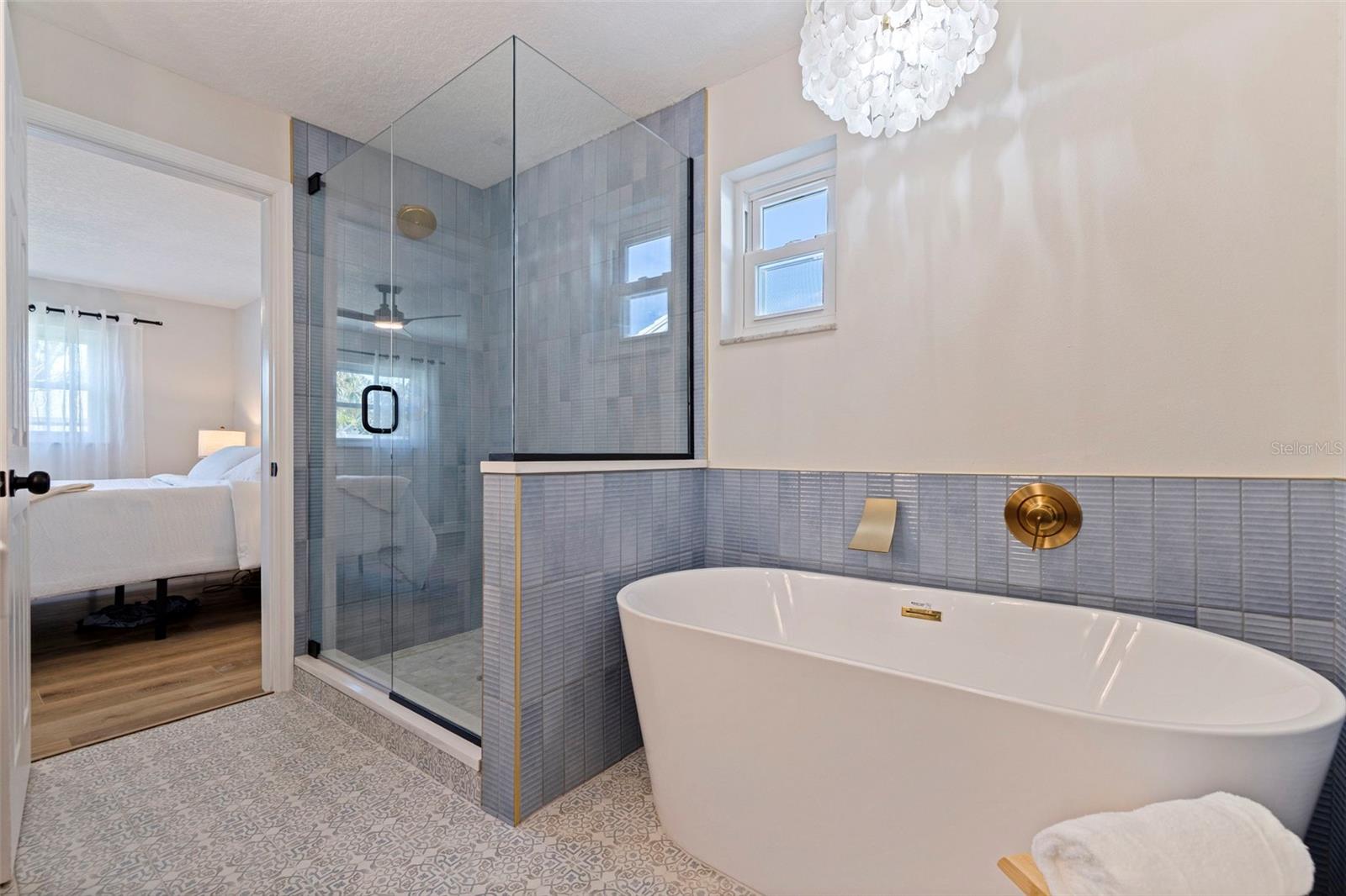 Image 23 of 46 For 2962 Vina Del Mar Boulevard