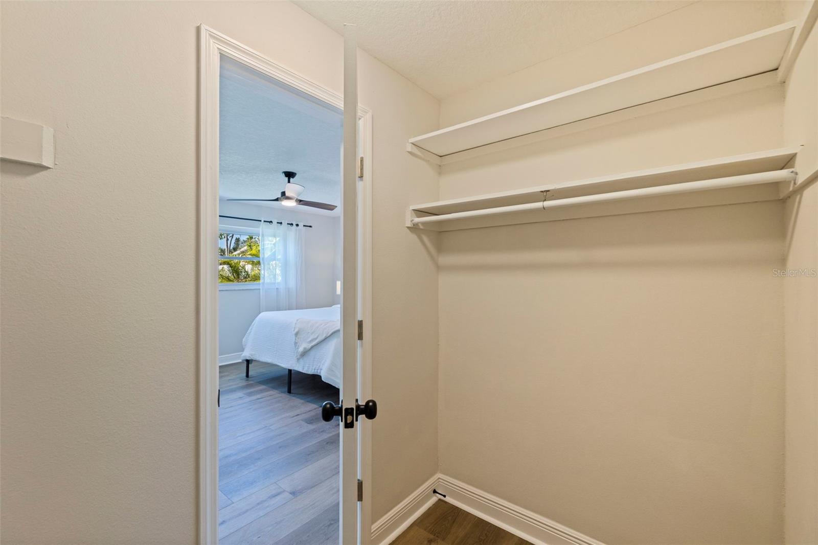 Image 24 of 46 For 2962 Vina Del Mar Boulevard