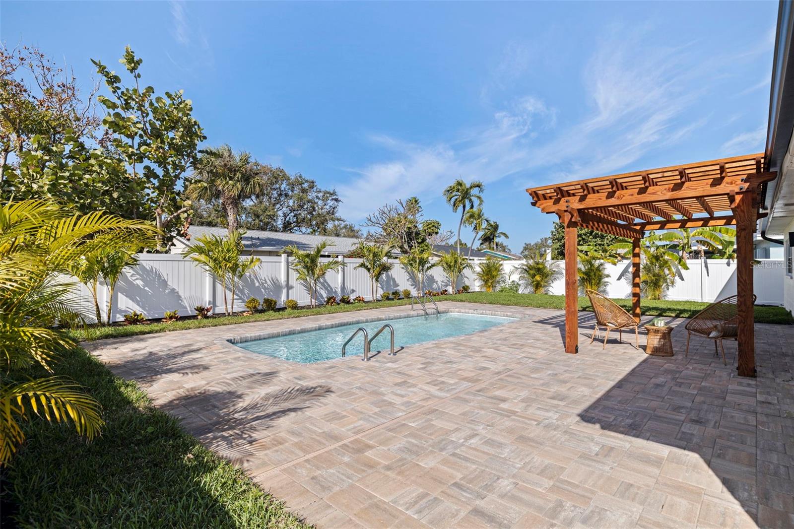 Image 31 of 46 For 2962 Vina Del Mar Boulevard