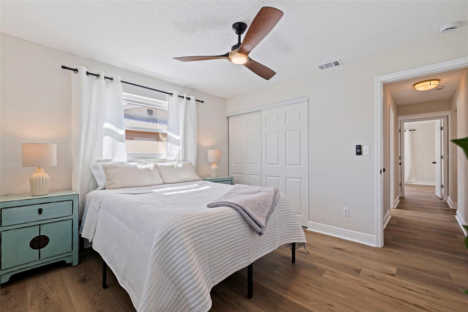 Image 33 of 46 For 2962 Vina Del Mar Boulevard