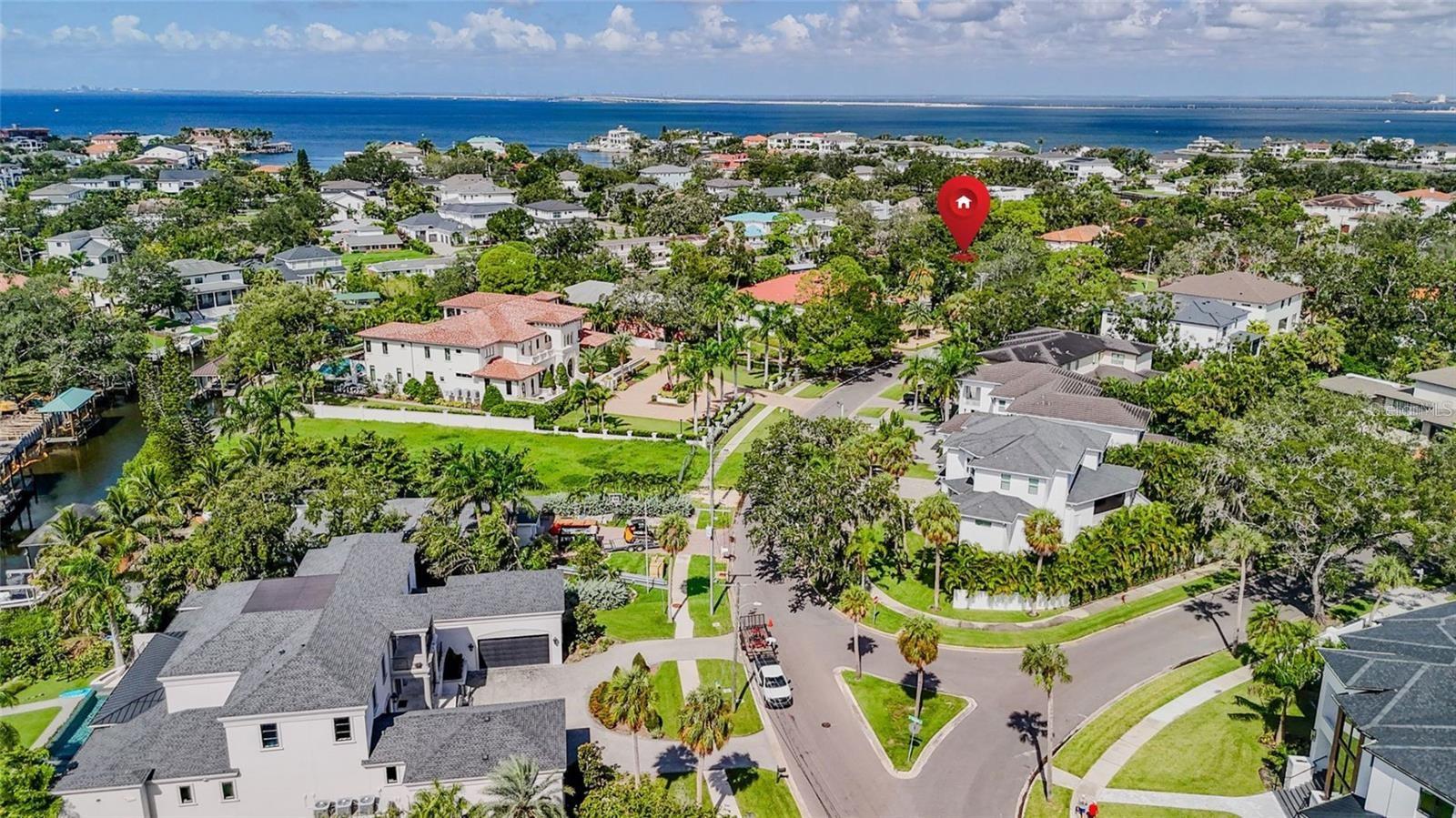 Image 15 of 22 For 2609 Dundee Street