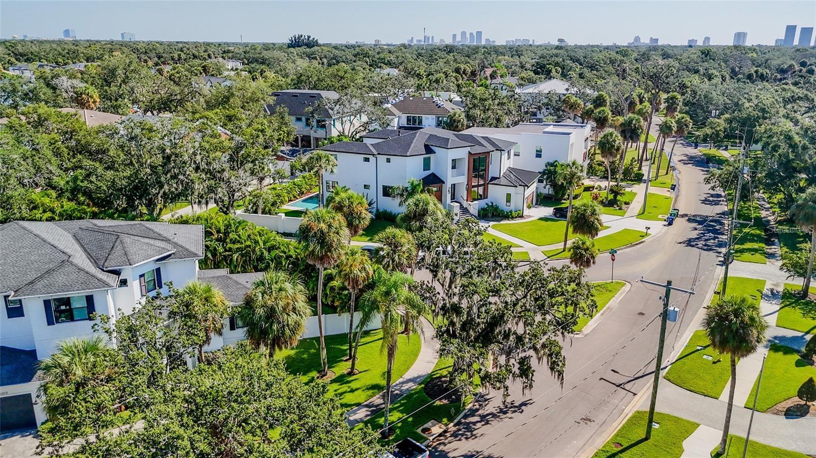 Image 22 of 22 For 2609 Dundee Street