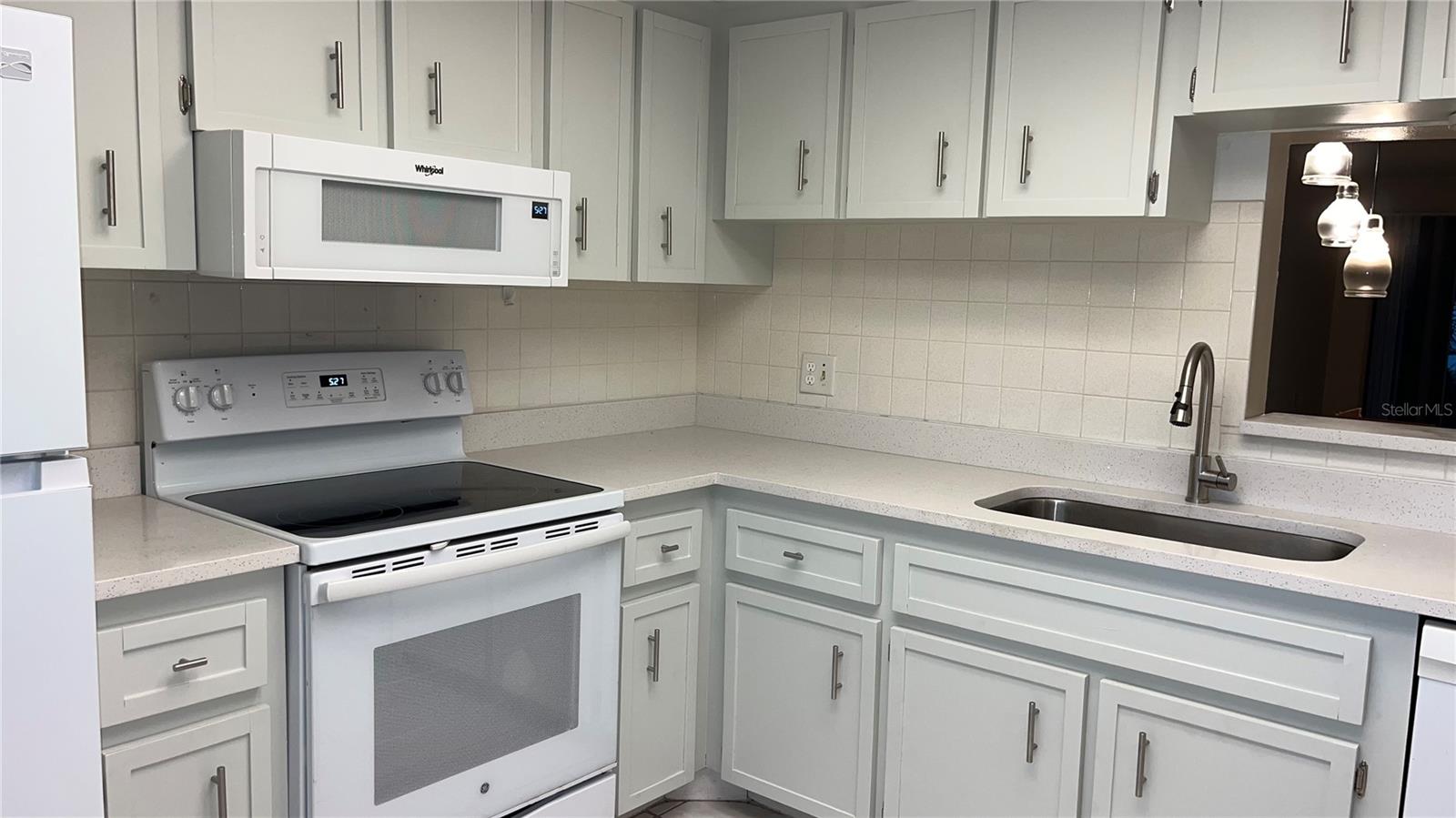 Image 2 of 34 For 871 New York Avenue 104